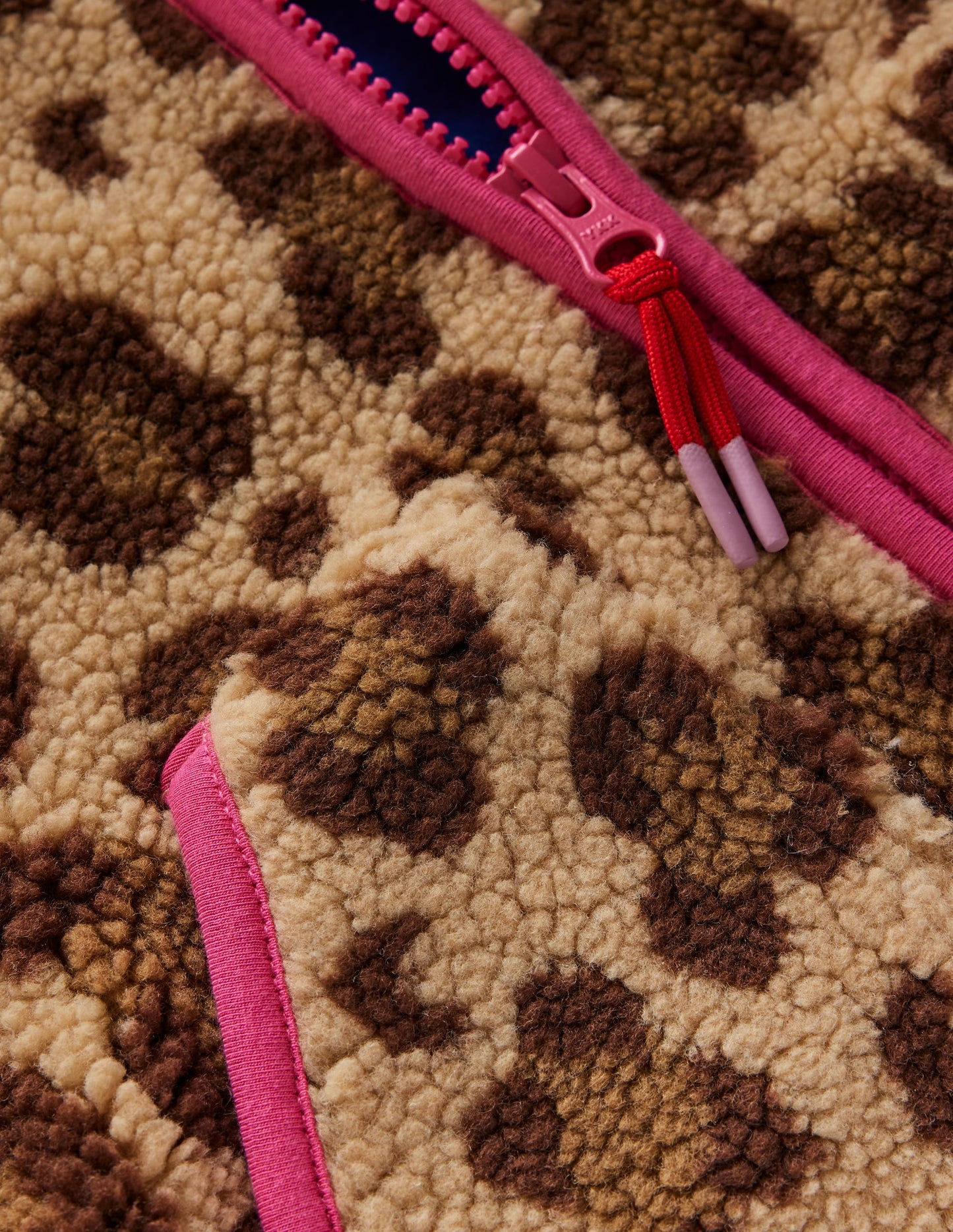 Teddyfelljacke mit Kragen und Reißverschluss-Mohair, Leopardenmuster