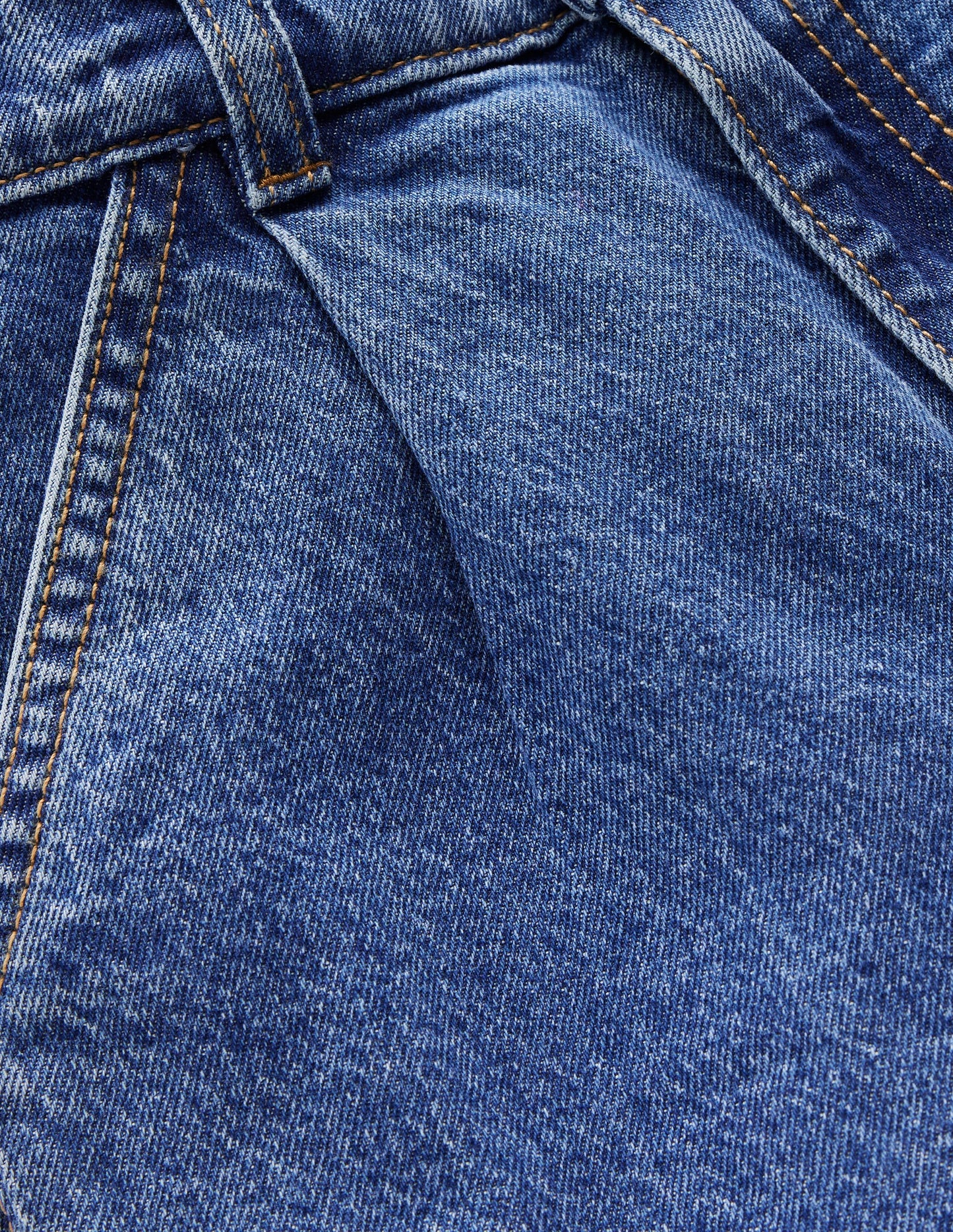 Jeans mit Faltendetail-Mittlere Mischung Denim