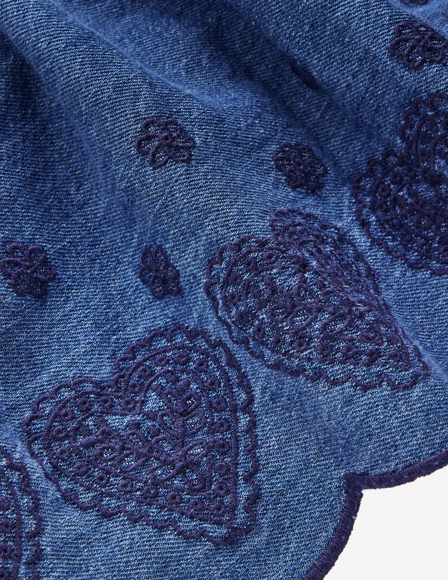 Jolie robe-chemise-Cœurs en broderie anglaise vintage moyen