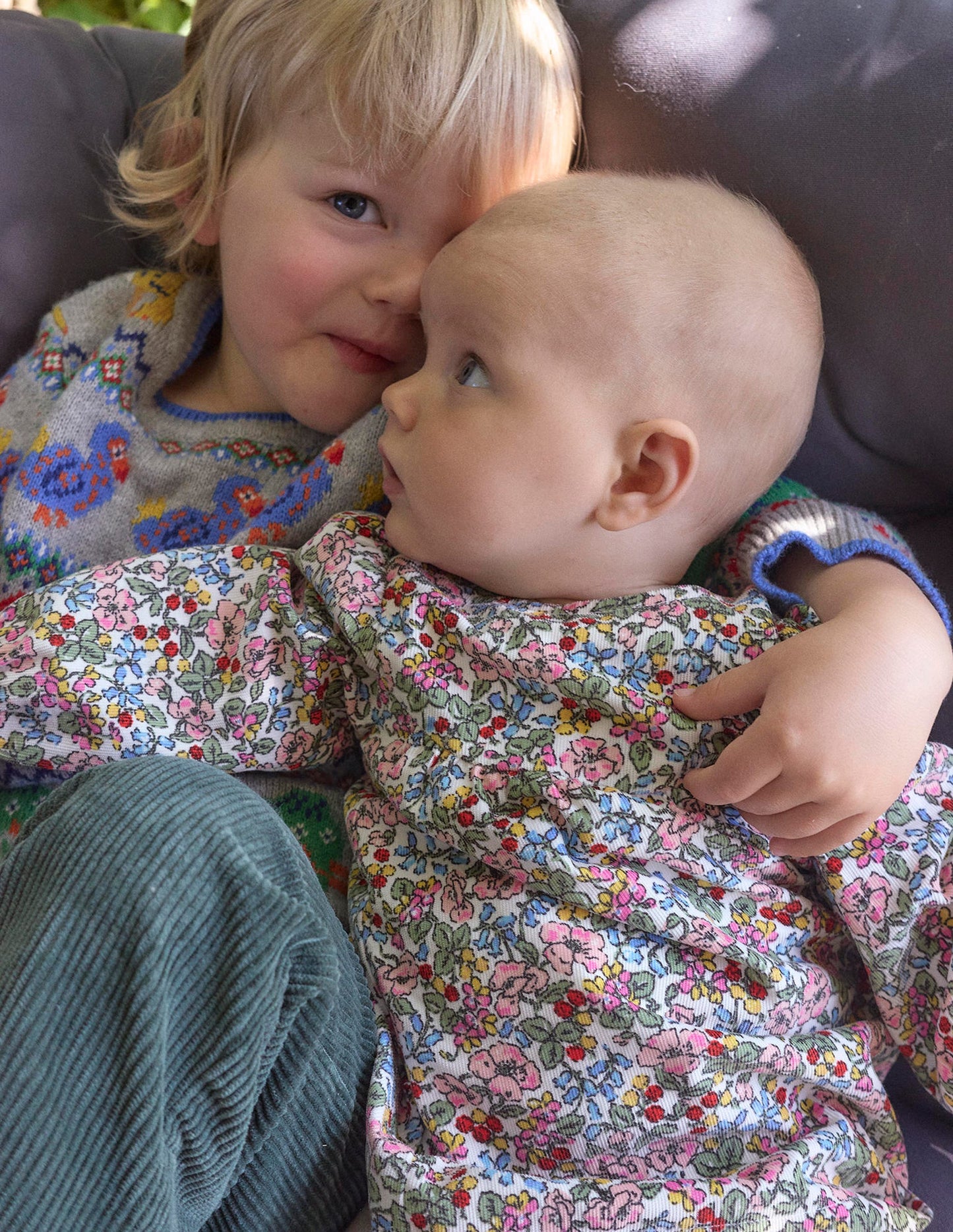 Robe tissée à empiècement-Motif baies fleuries lait de noix de coco