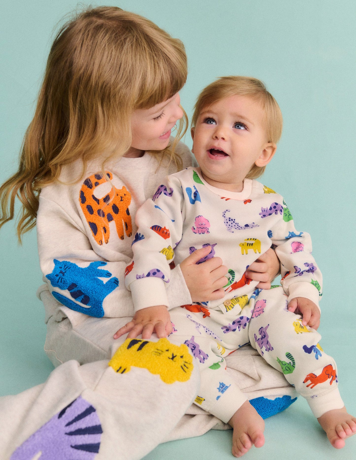 Bedrucktes Sweatshirt-Bunt Regenbogen Tiere