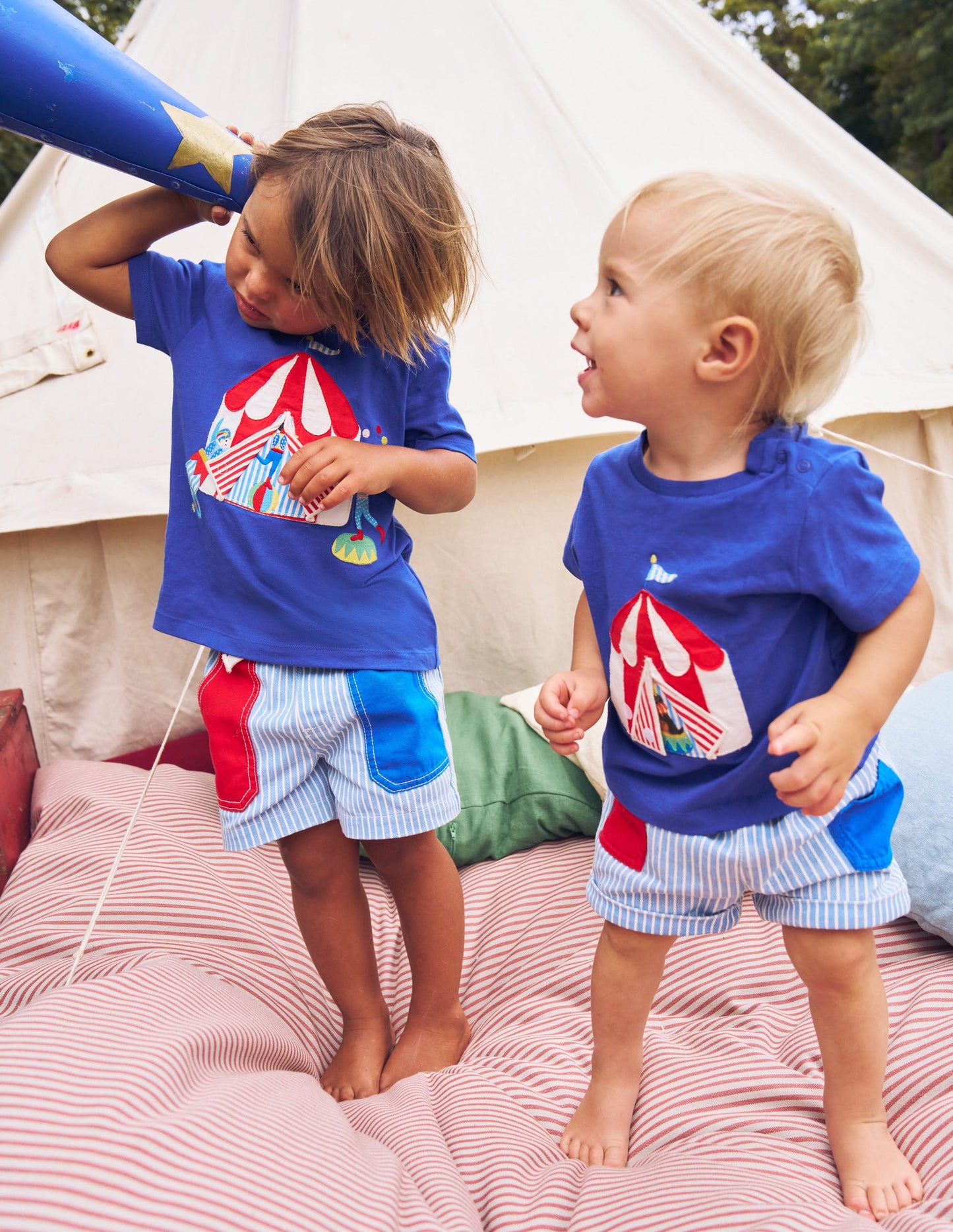 Gewebte Shorts mit Tasche-Blau mit Streifen