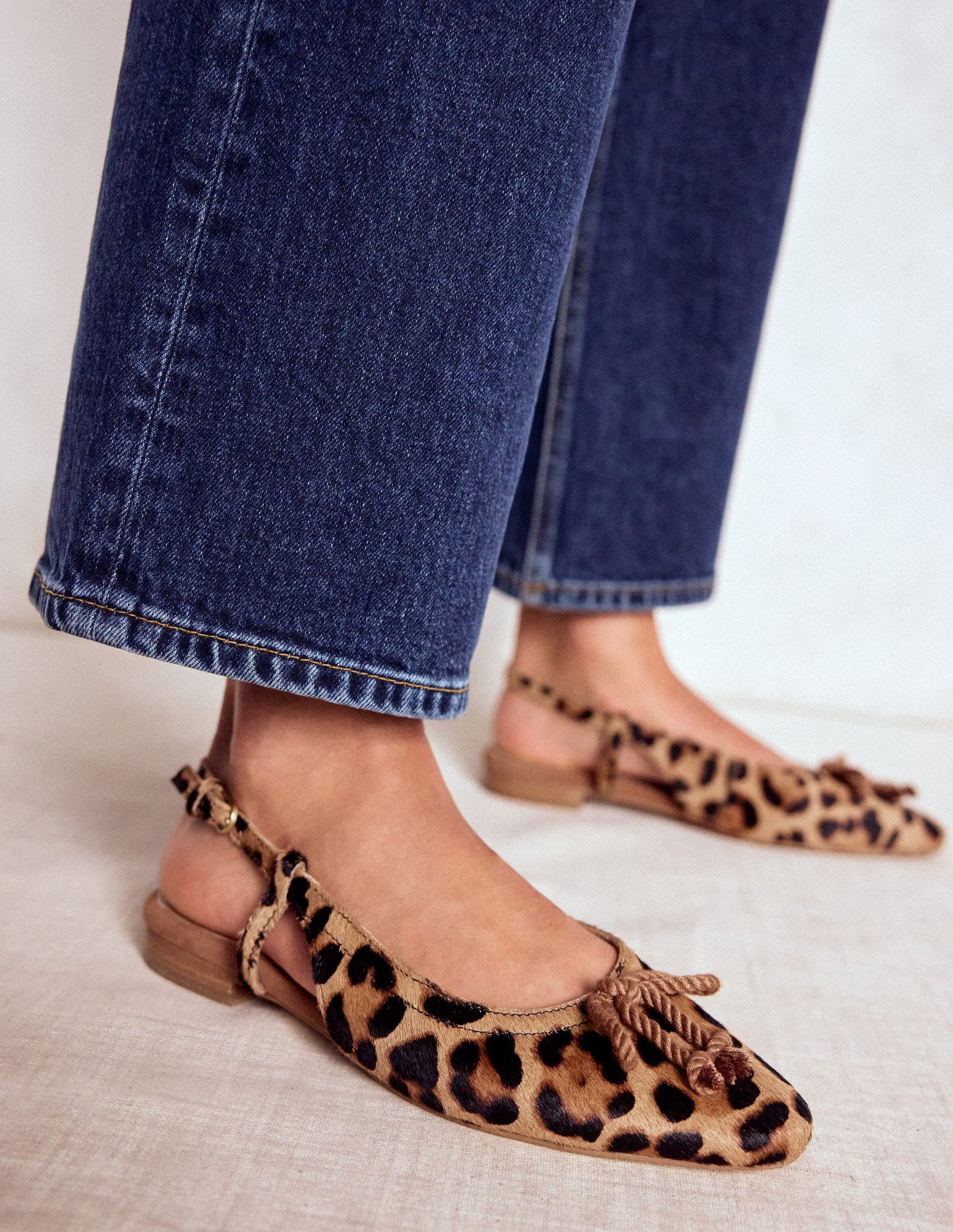 Flache Slingback-Sandalen-Klassisches Leopardenmuster