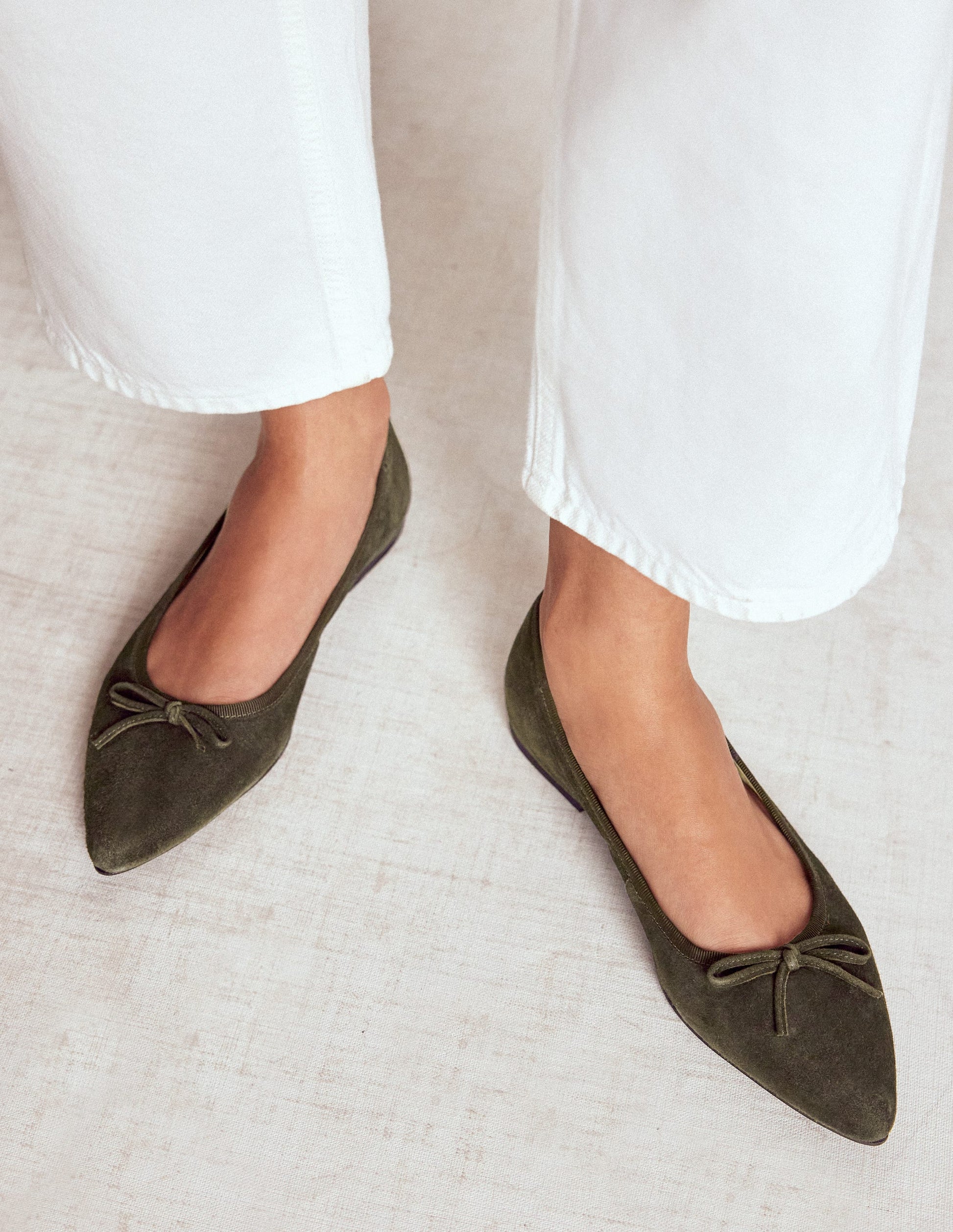 Spitze, flache Schuhe mit flexibler Sohle-Dunkles Moosgrün-2