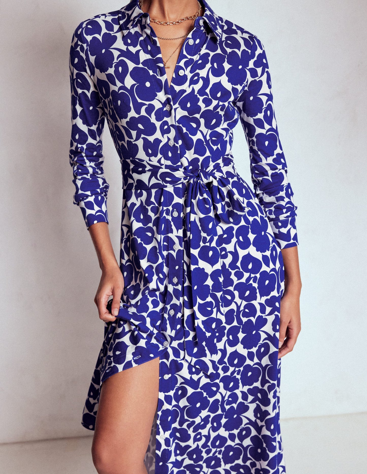 Marcia Jersey-Hemdblusenkleid-Leuchtendes Blau, Laubhain