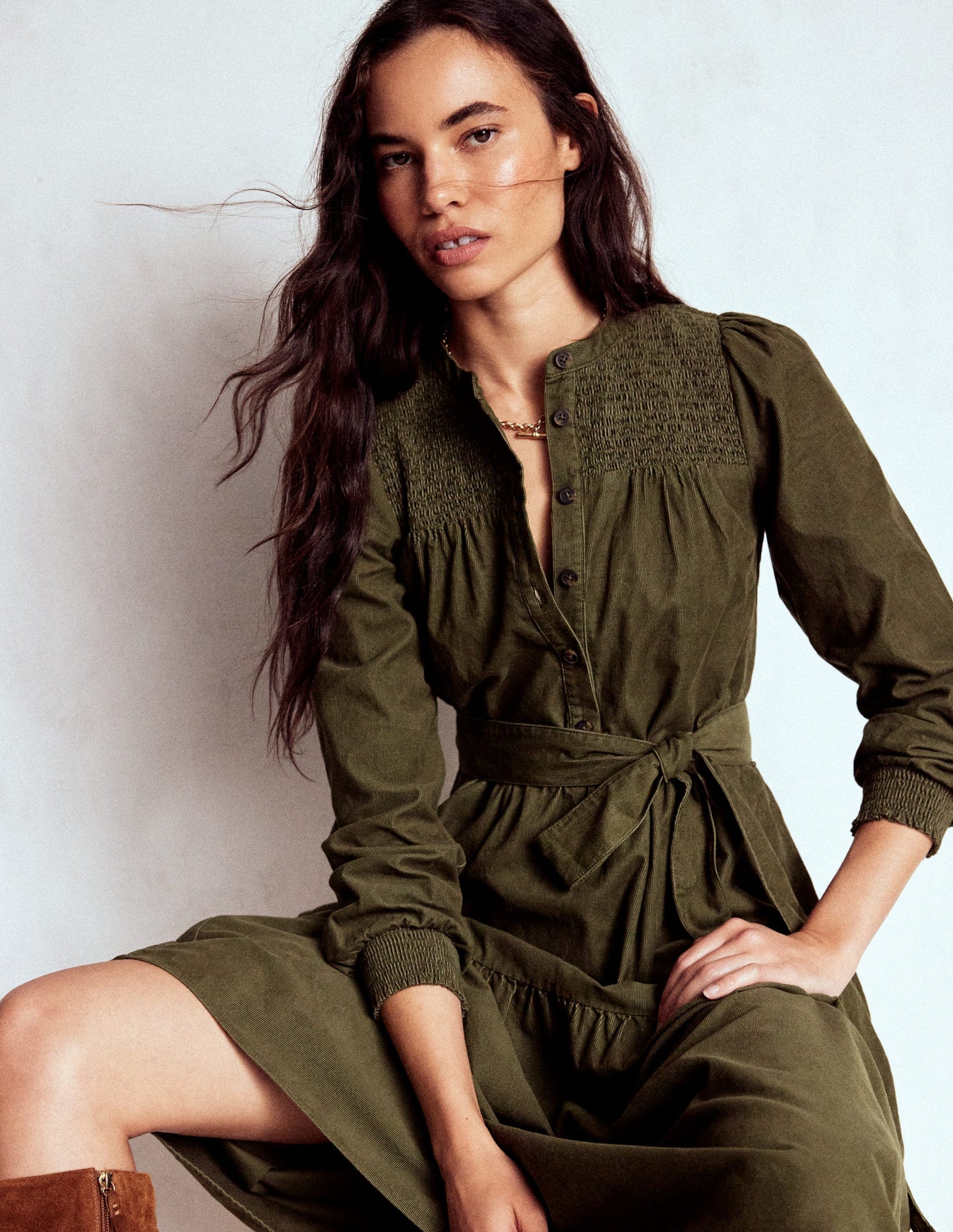Cecily Midikleid aus Cord-Waldgrün