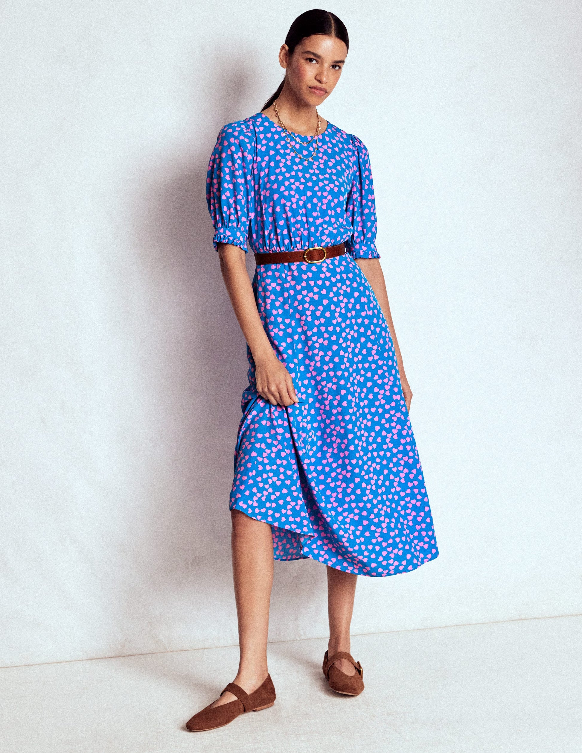 Blanca Midi-Teekleid-Eisvogelblau, Herzkaskade-5