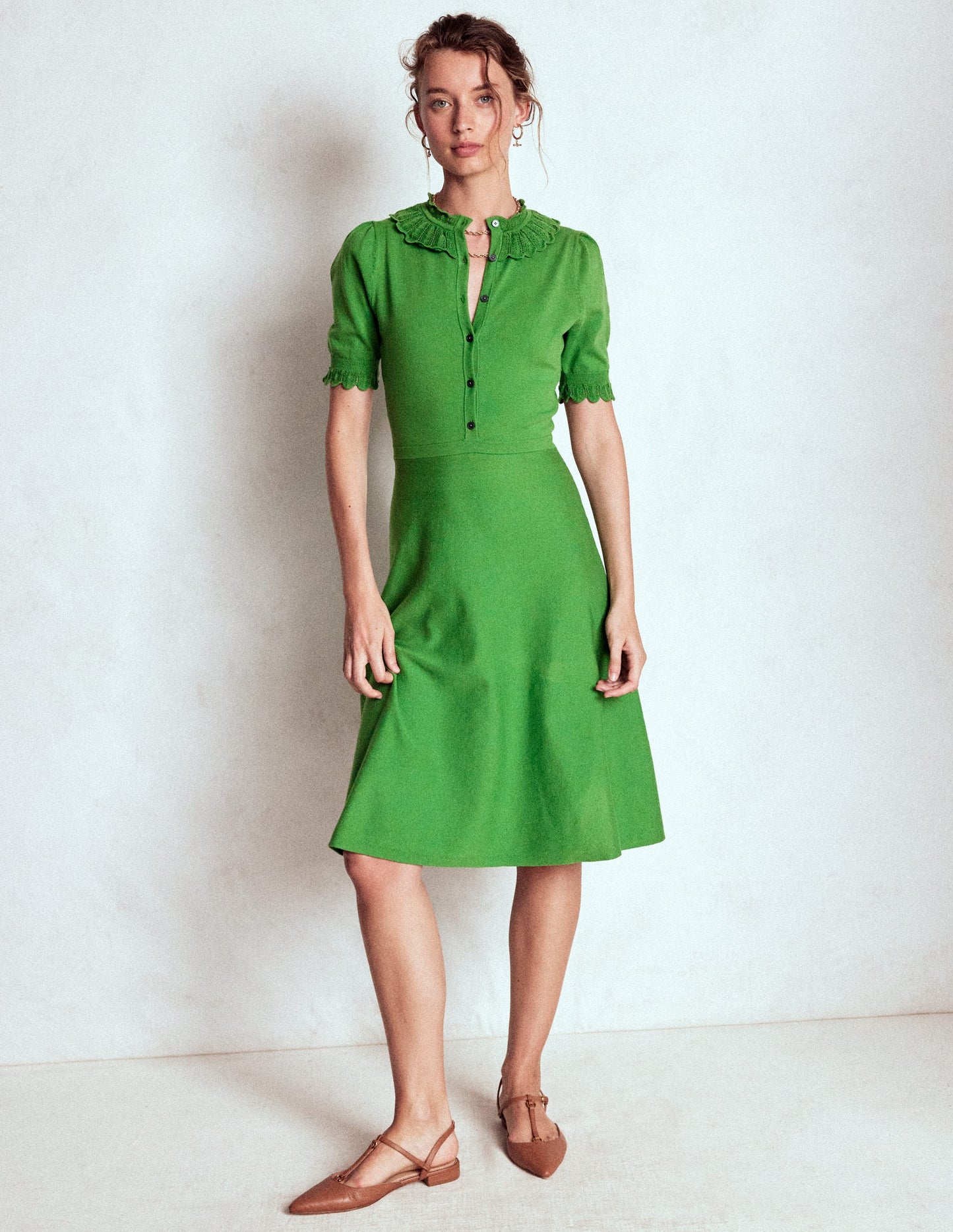 Melina Strickkleid mit Rüschen-Paradiesgrün
