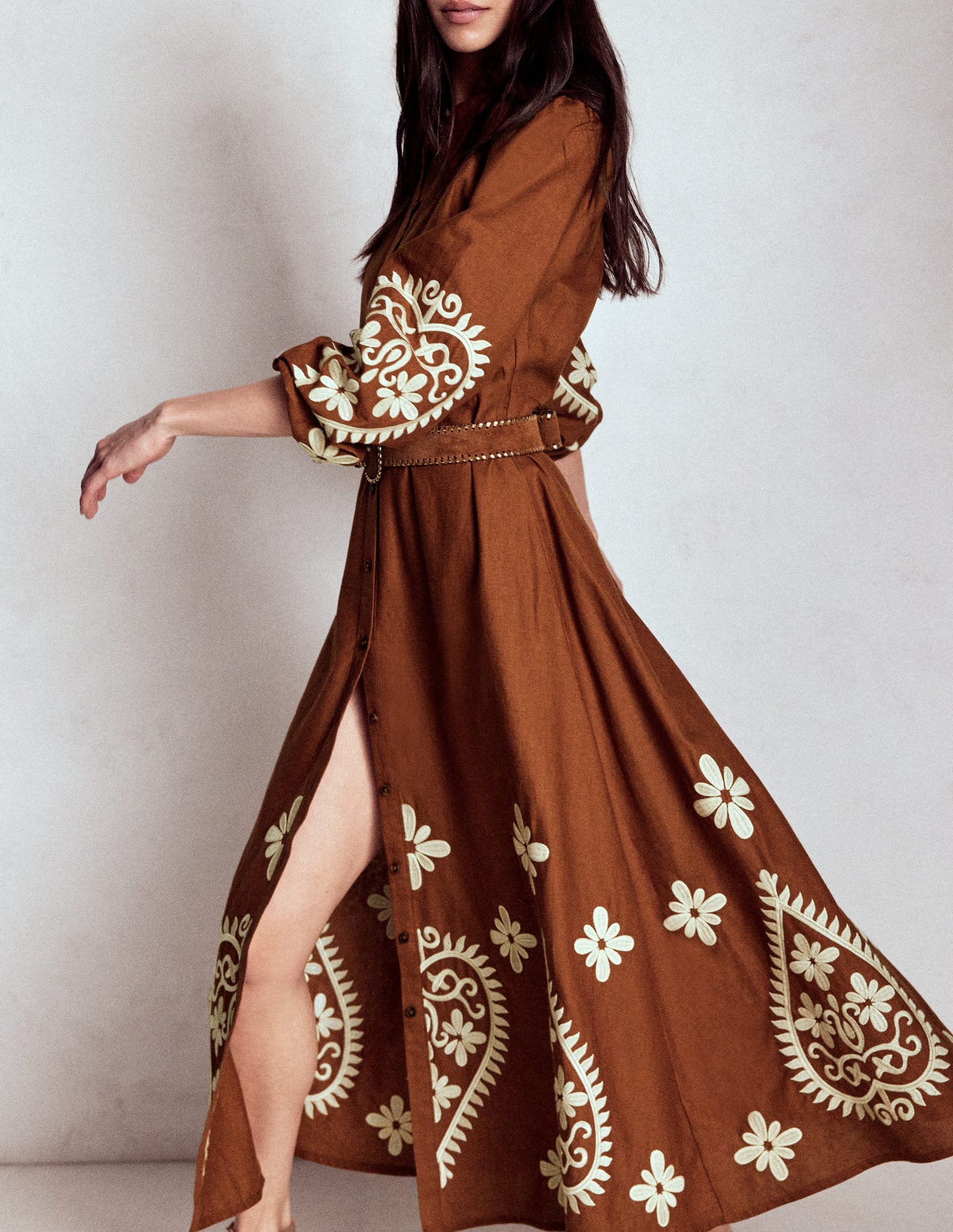 Mae Hemdblusenkleid aus Leinenmischgewebe-Rotbraun