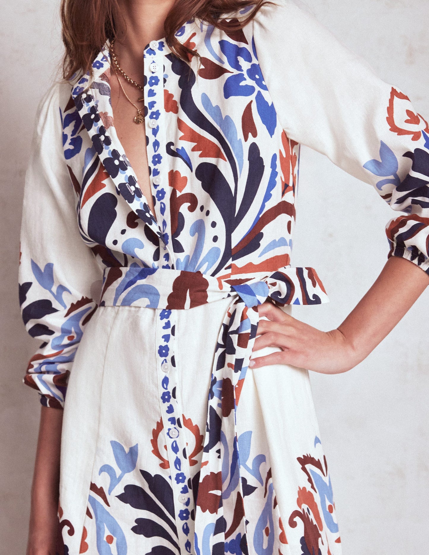 Mae Hemdblusenkleid aus Leinenmischgewebe-Bunt, Kunstvoller Garten