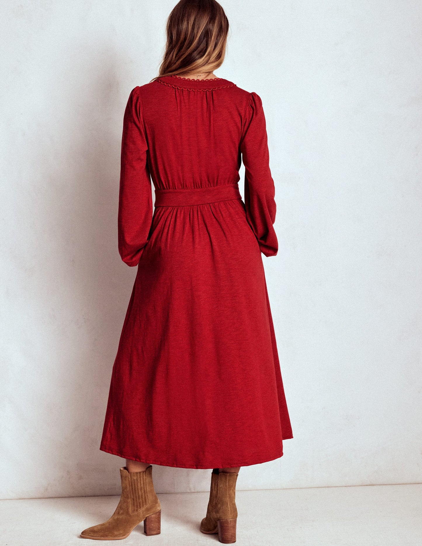 Robe midi Maddie à détails en picot-Rouge carmin