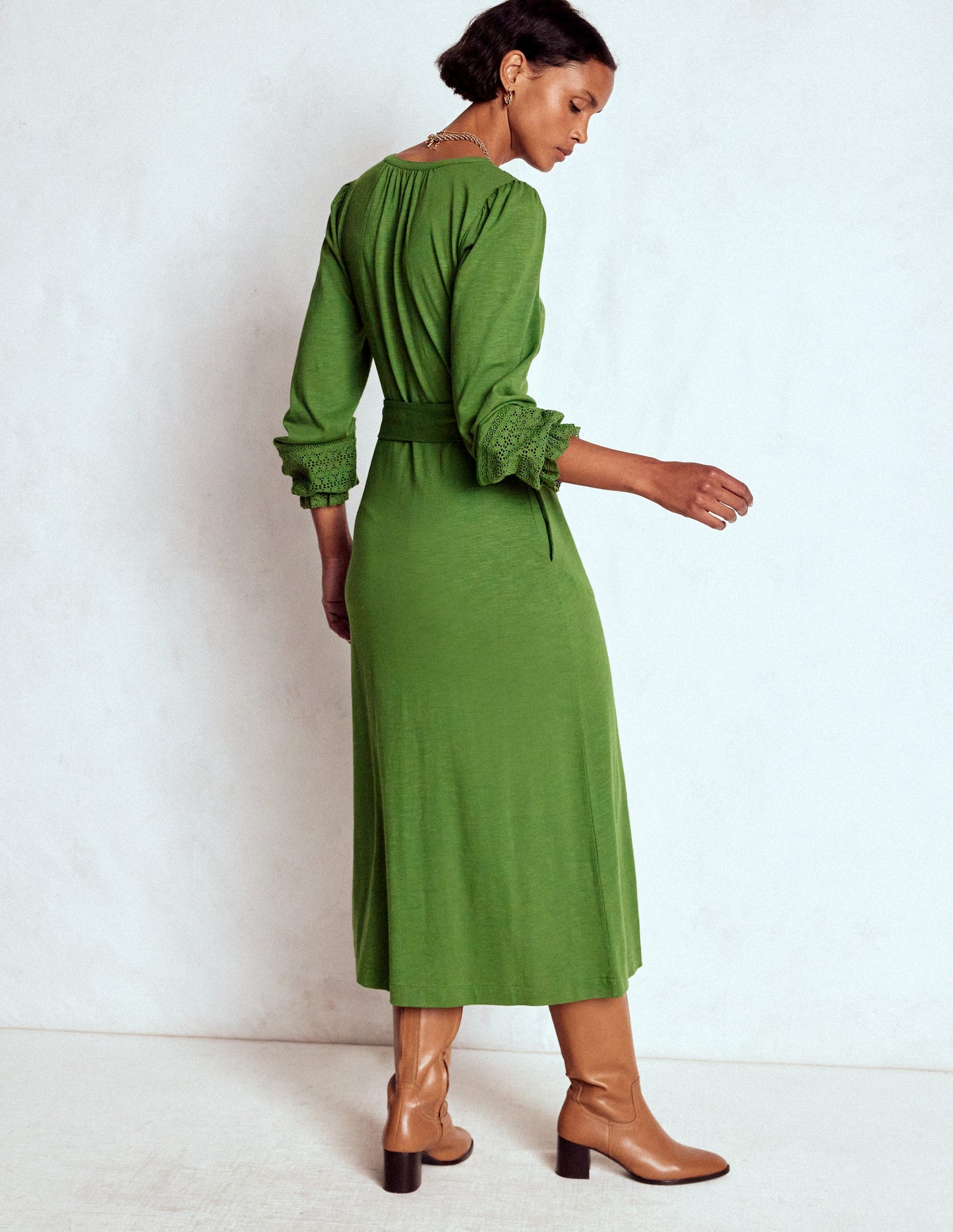 Pippa Jerseykleid mit Lochstickerei-Promenadengrün