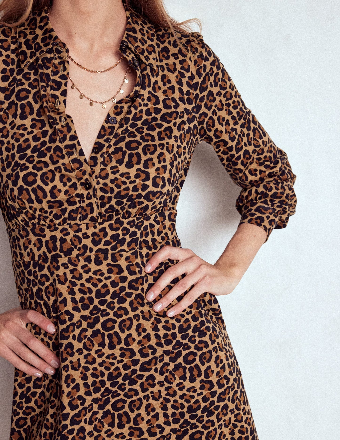 Orla Kurzes Jersey-Hemdblusenkleid-Gepard-Pop