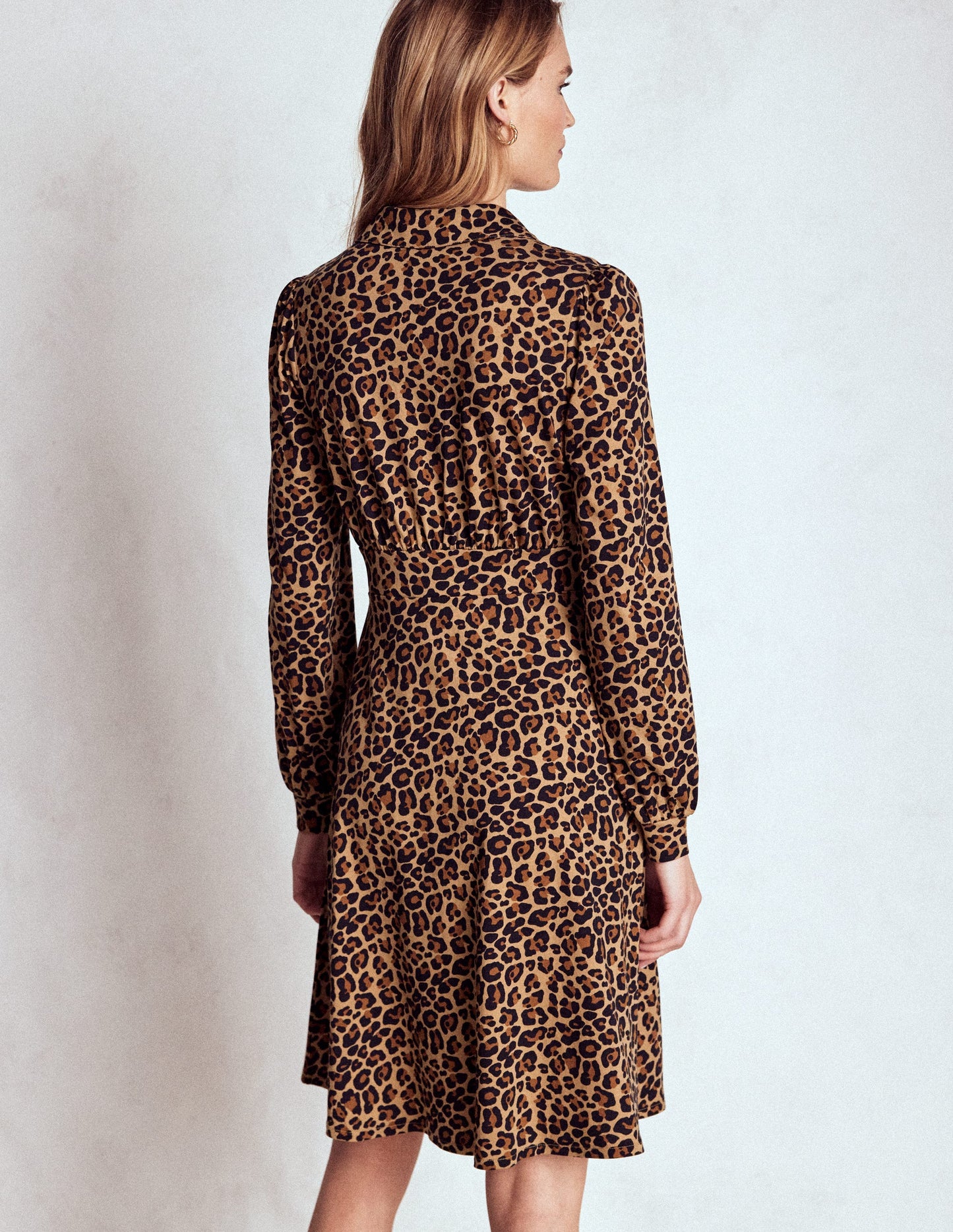 Orla Kurzes Jersey-Hemdblusenkleid-Gepard-Pop