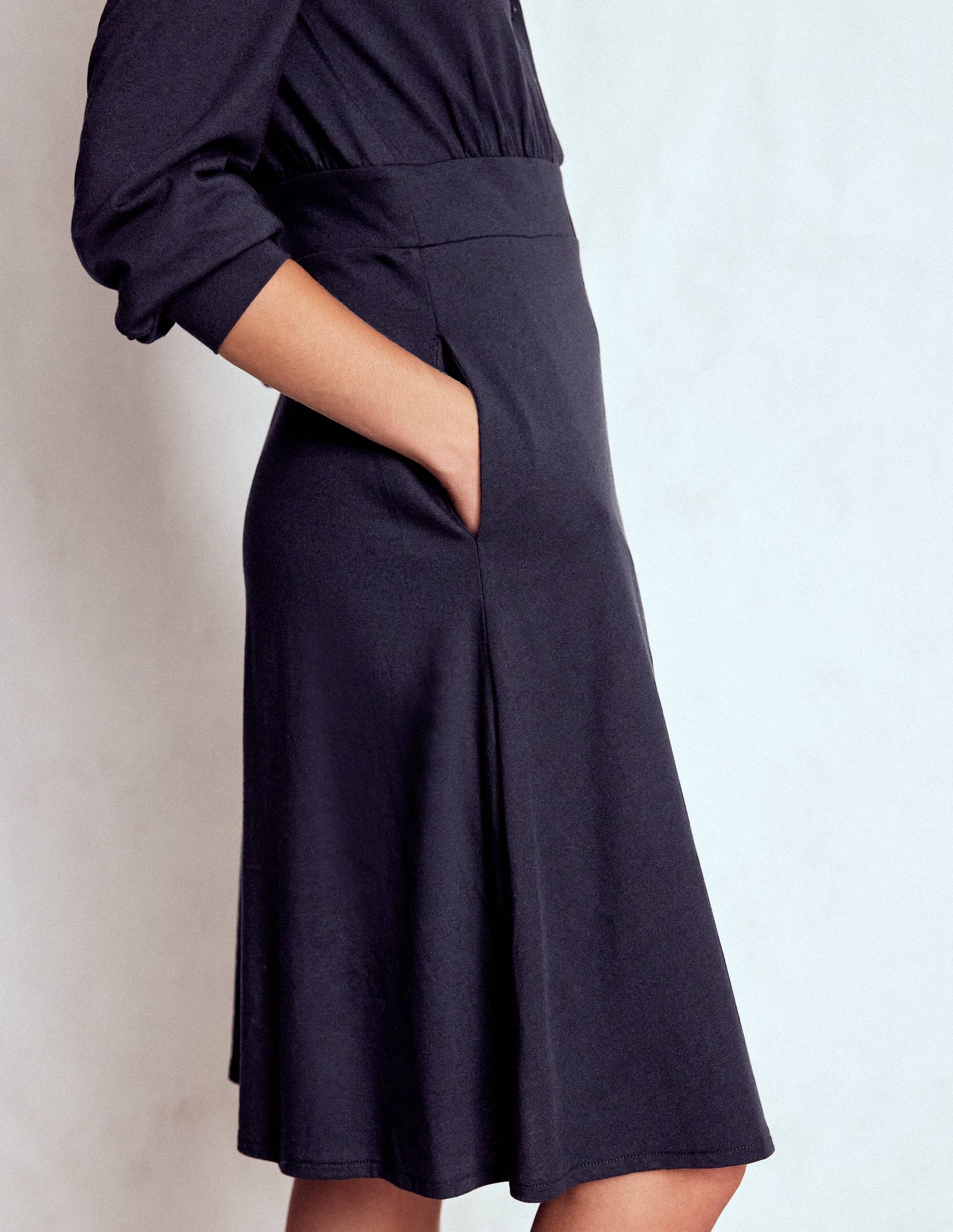 Orla Kurzes Jersey-Hemdblusenkleid-Marineblau
