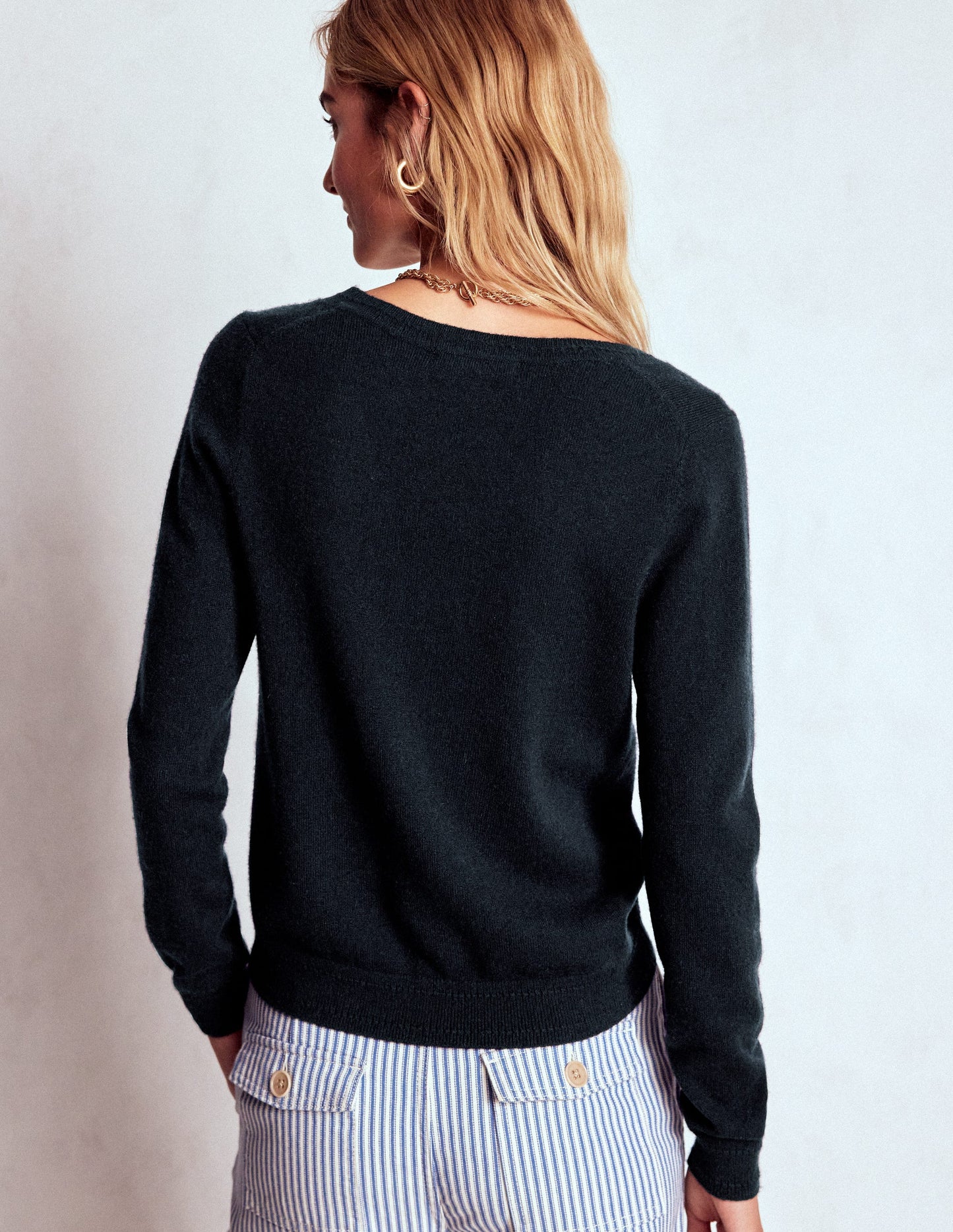 Eva Kaschmirpullover mit V-Ausschnitt-Marineblau