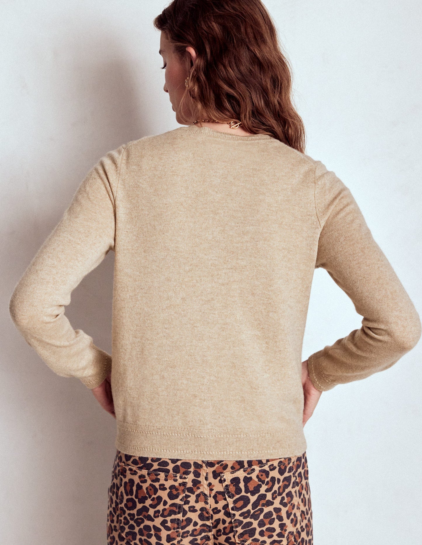 Eva Kaschmir-Strickjacke mit Rundhalsausschnitt-Graubraun Meliert