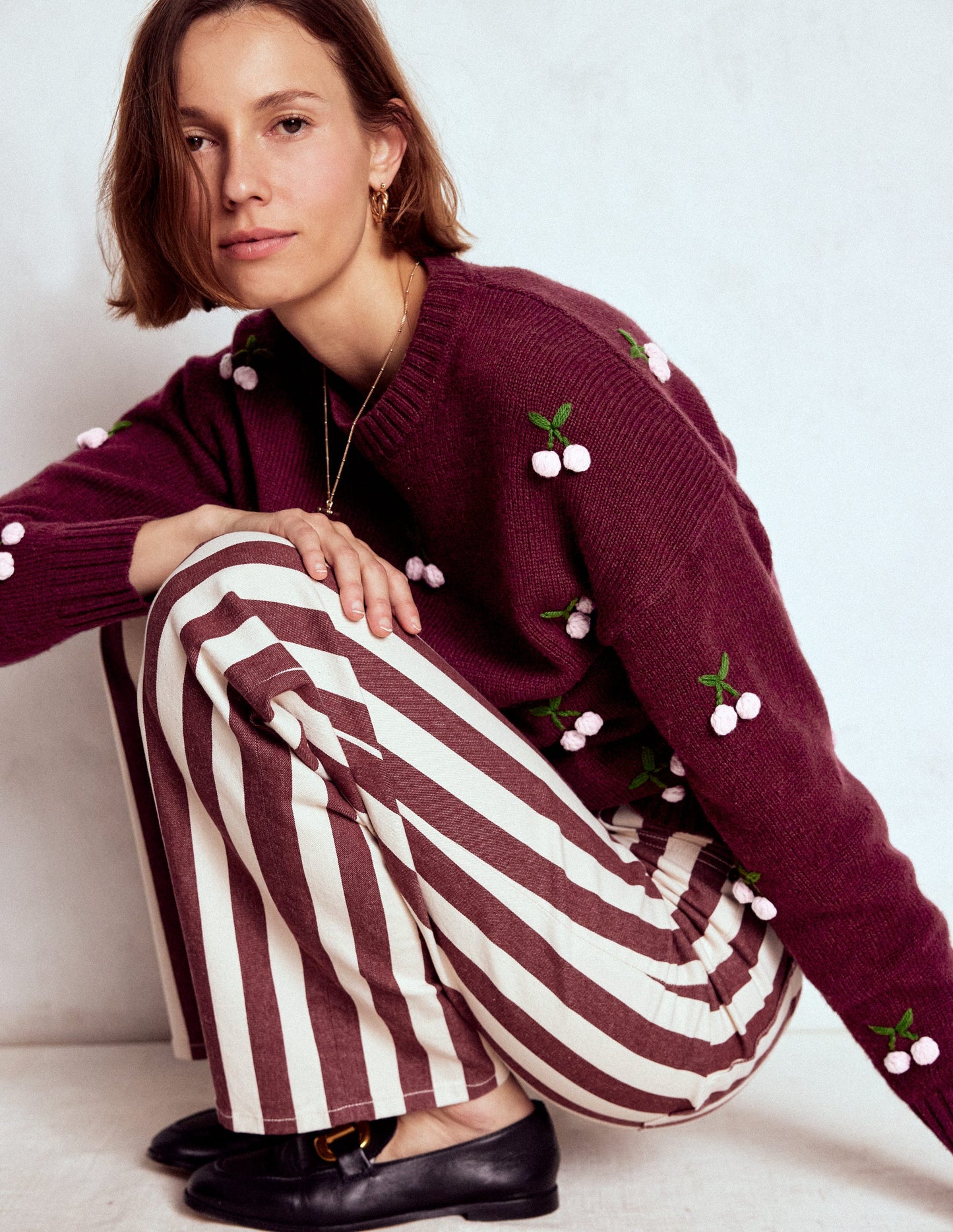 Pull Natalie brodé-Châtaigne chiné, cerise