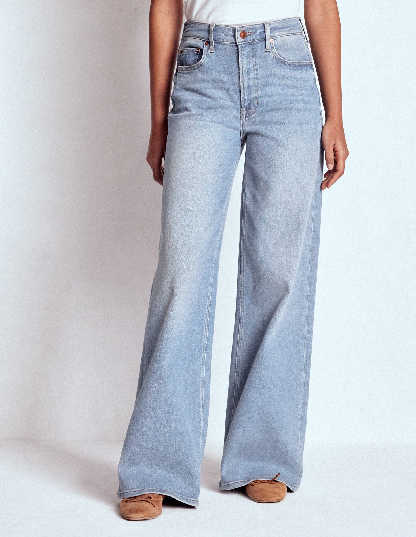 Hoch geschnittene Jeans mit weitem Bein-Ausgeblichene Optik