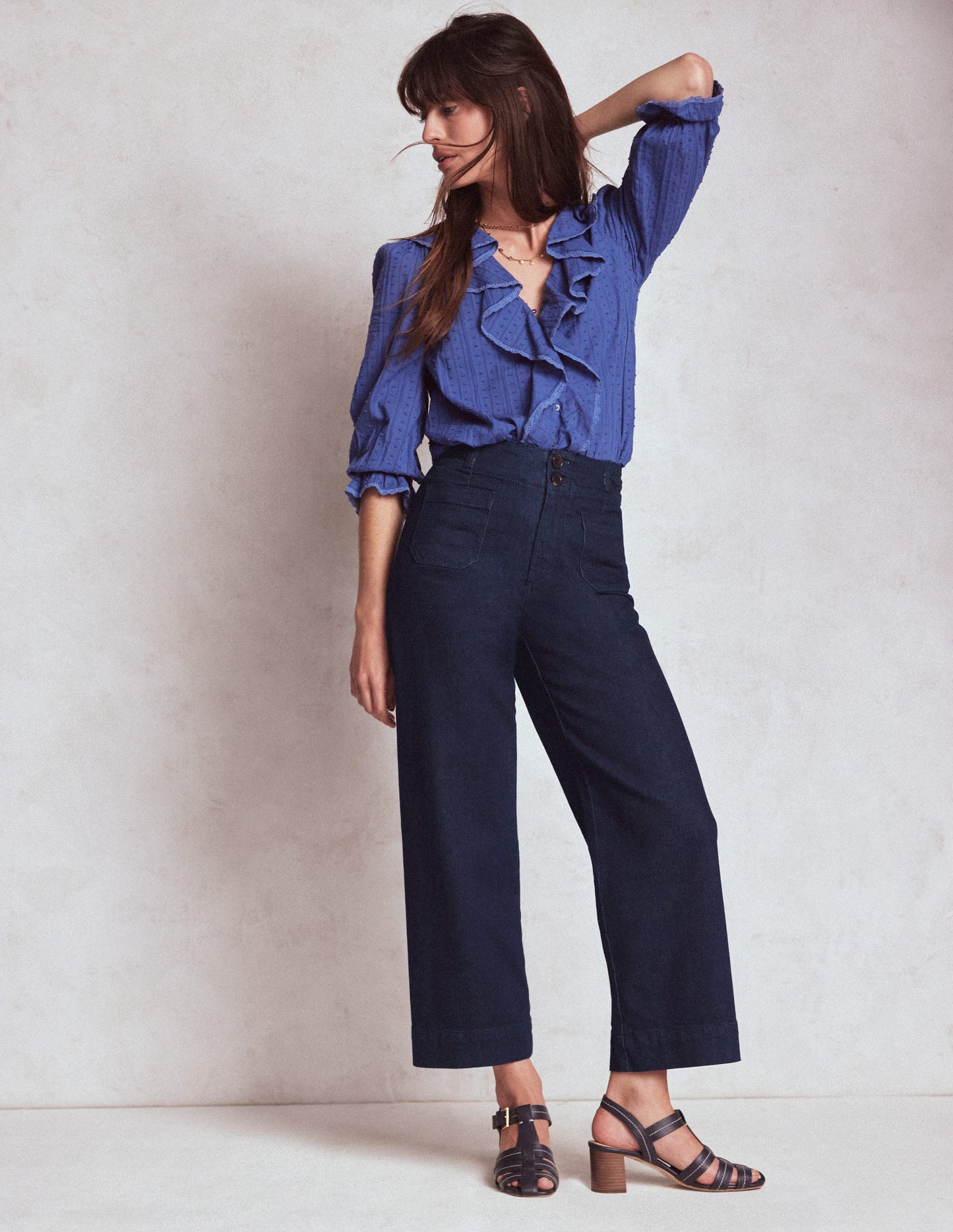 Primel Jeans mit aufgesetzter Tasche-Indigoblau Flechtoptik