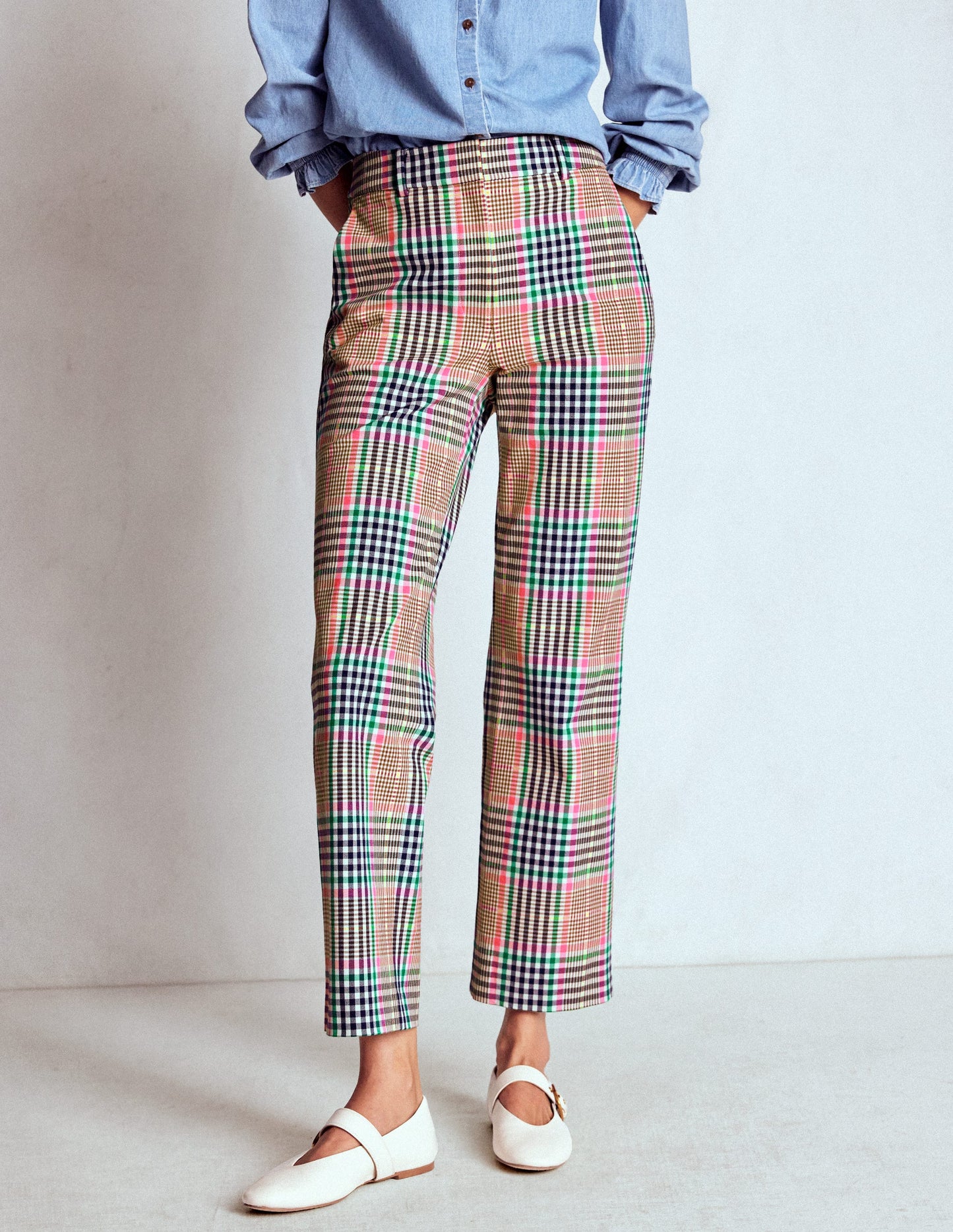 Canonbury Taillierte Hose-Braun, Zuckerwattenrosa und Marineblau Kariert