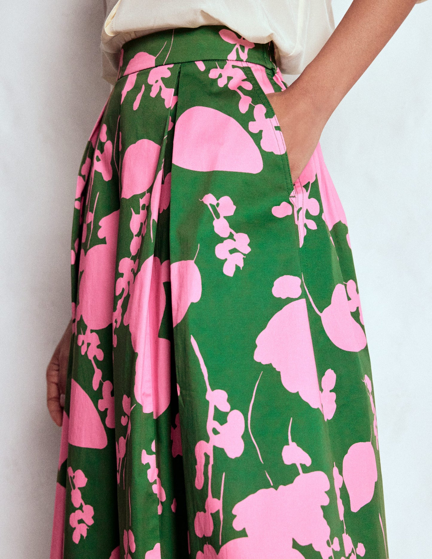 Jupe midi Verity en coton-Amazone, motif Dainty Sprigs