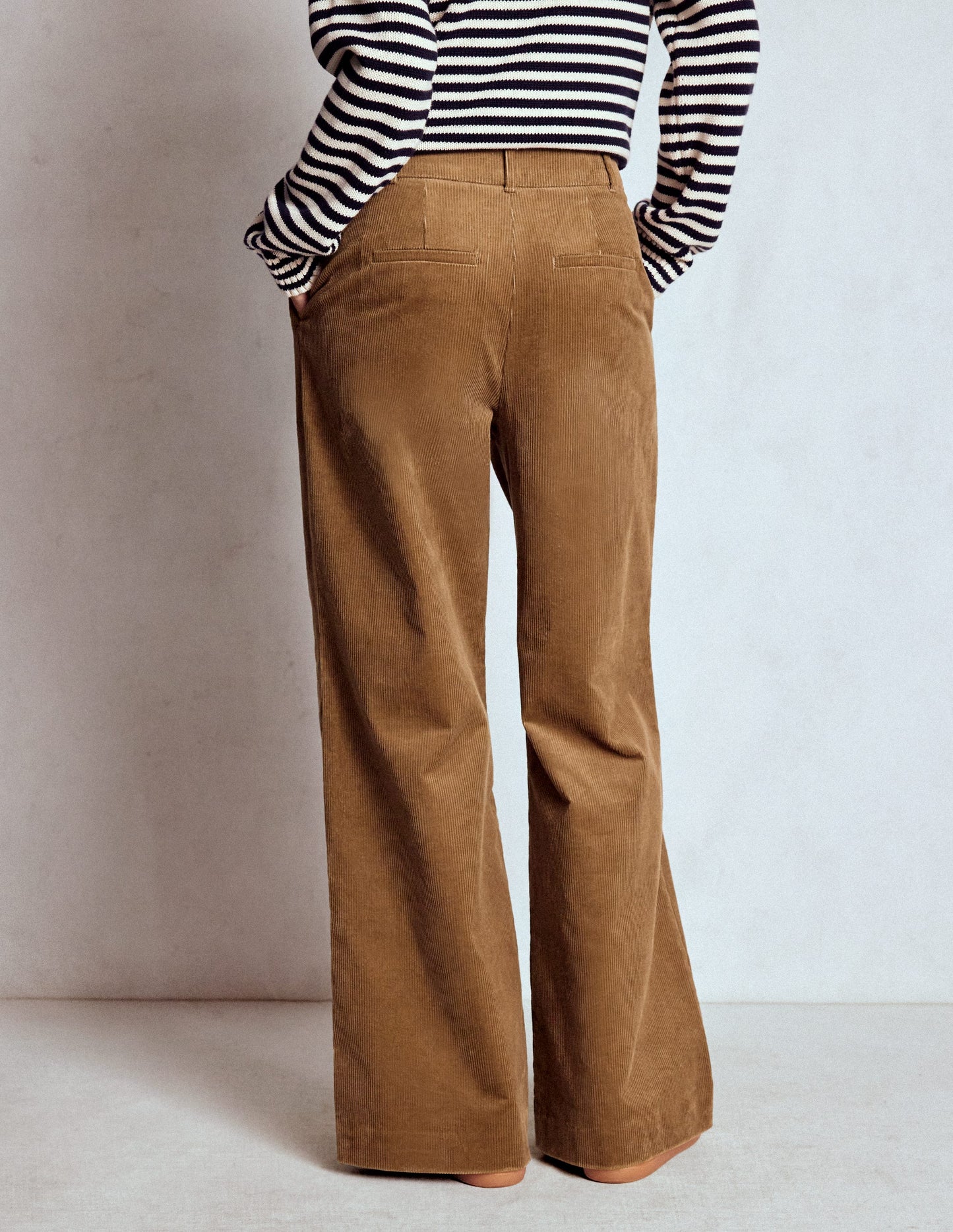 Kensington Cordhose-Milchkaffee