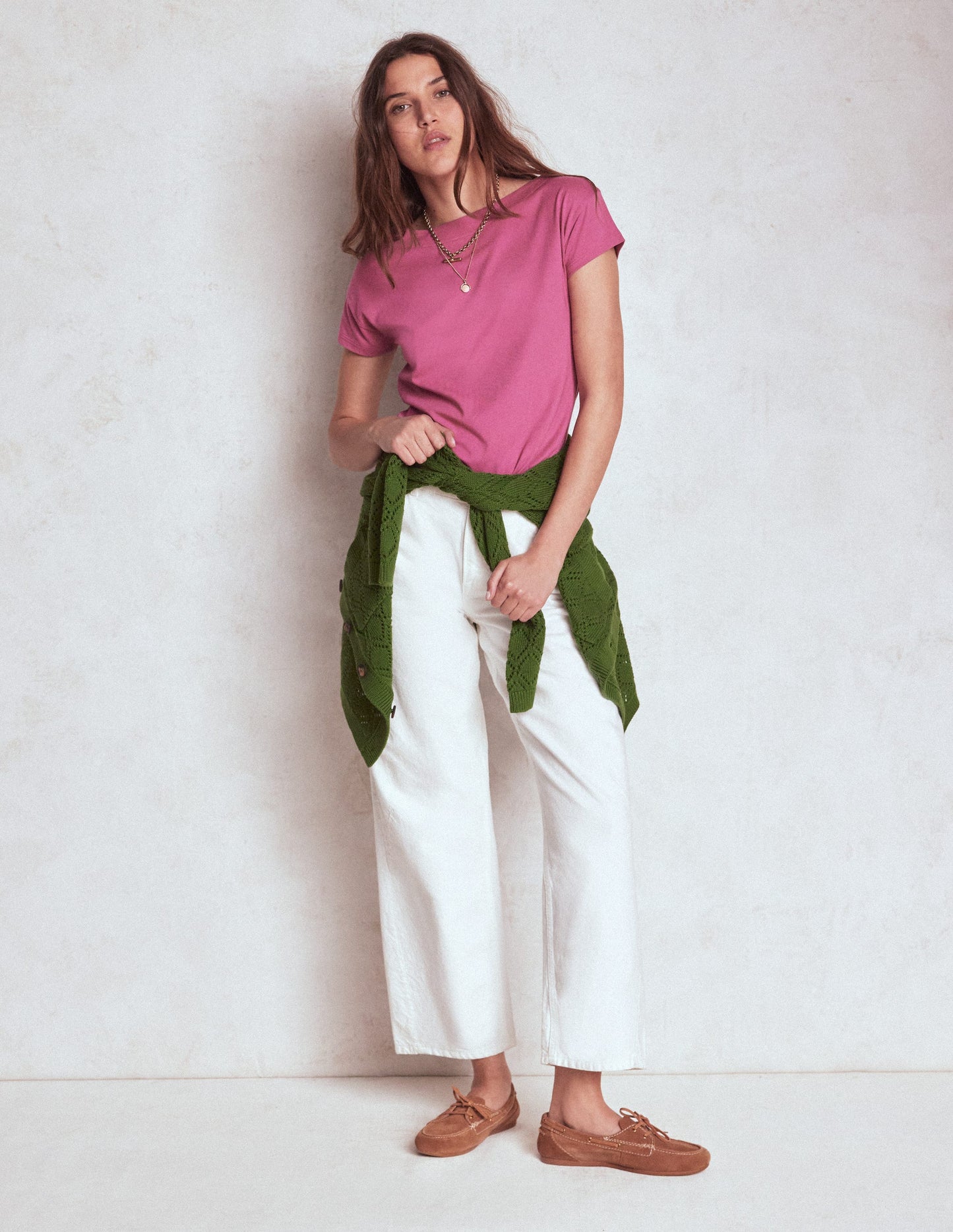Superweiches T-Shirt mit U-Boot-Ausschnitt-Violette Zwetschge