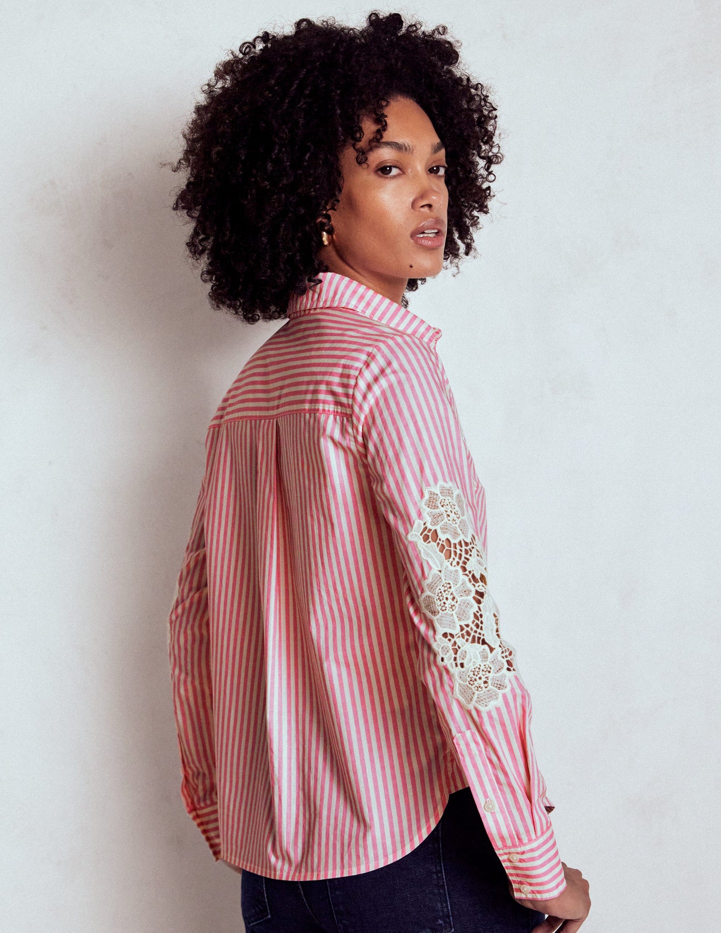 Sienna Baumwollhemd-Rosa und Naturweiß Cutwork-Streifen