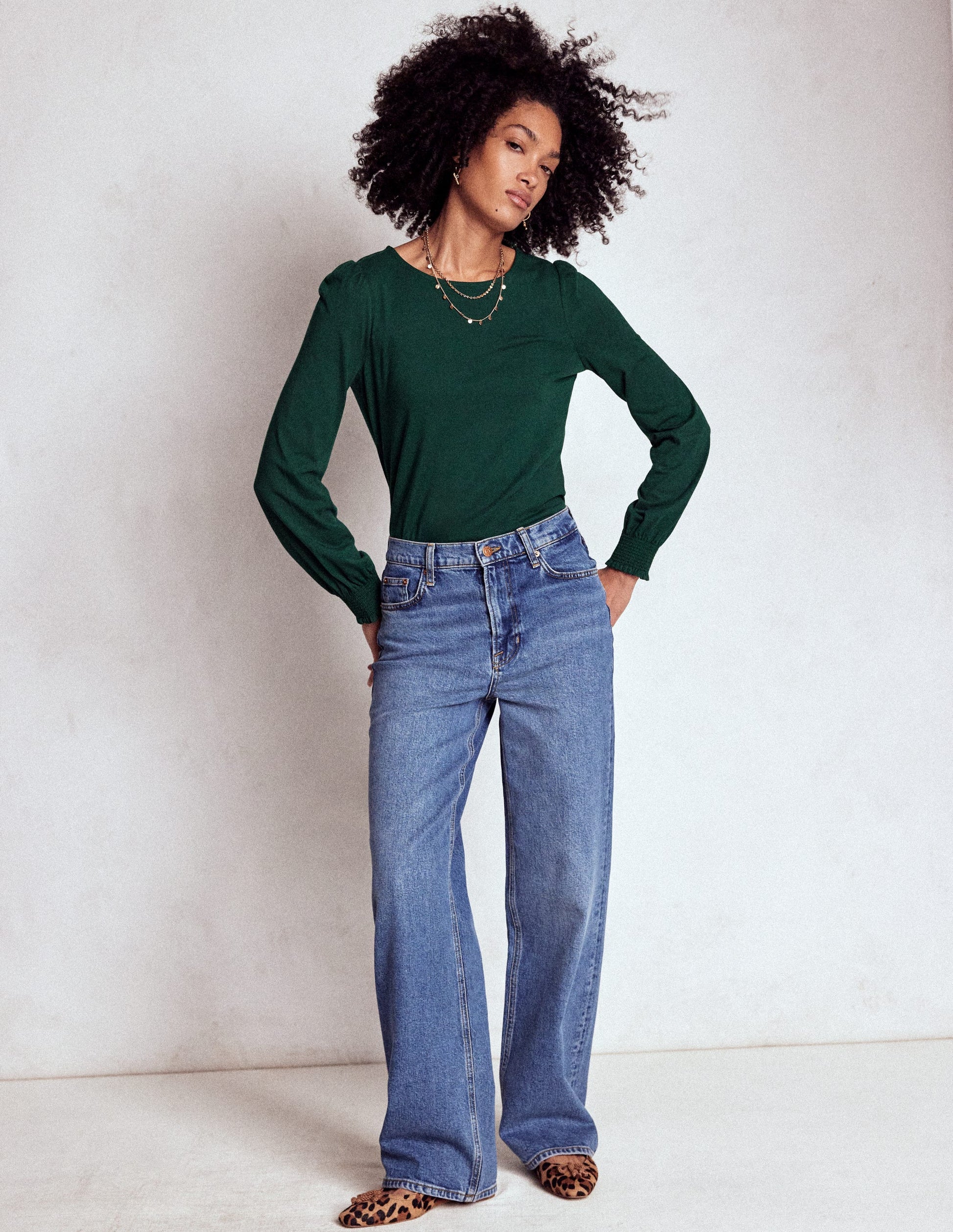 Superweiches Oberteil mit gesmokten Ärmelbündchen-Kiefergrün-3