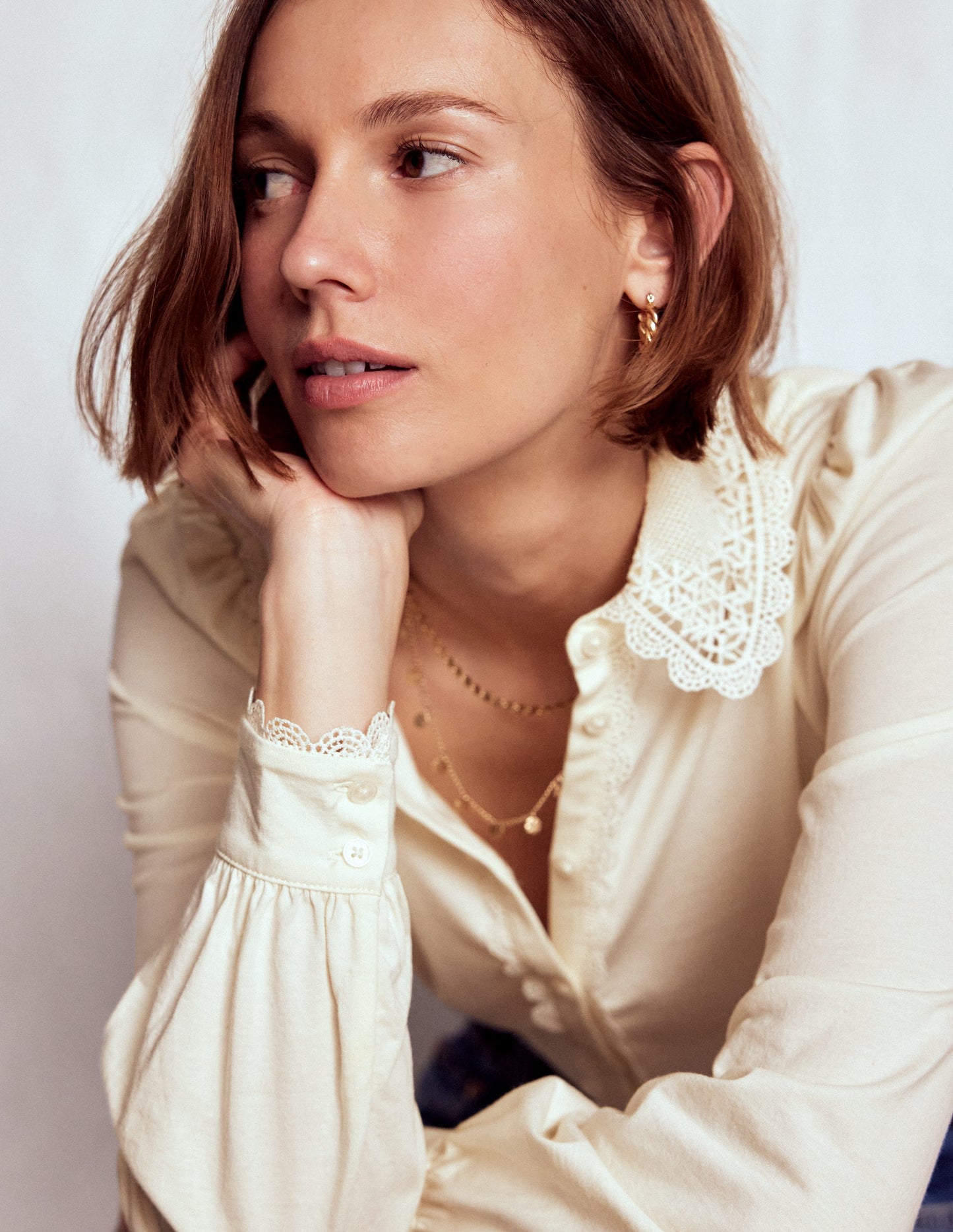 Bluse mit Spitzenkragen-Naturweiß