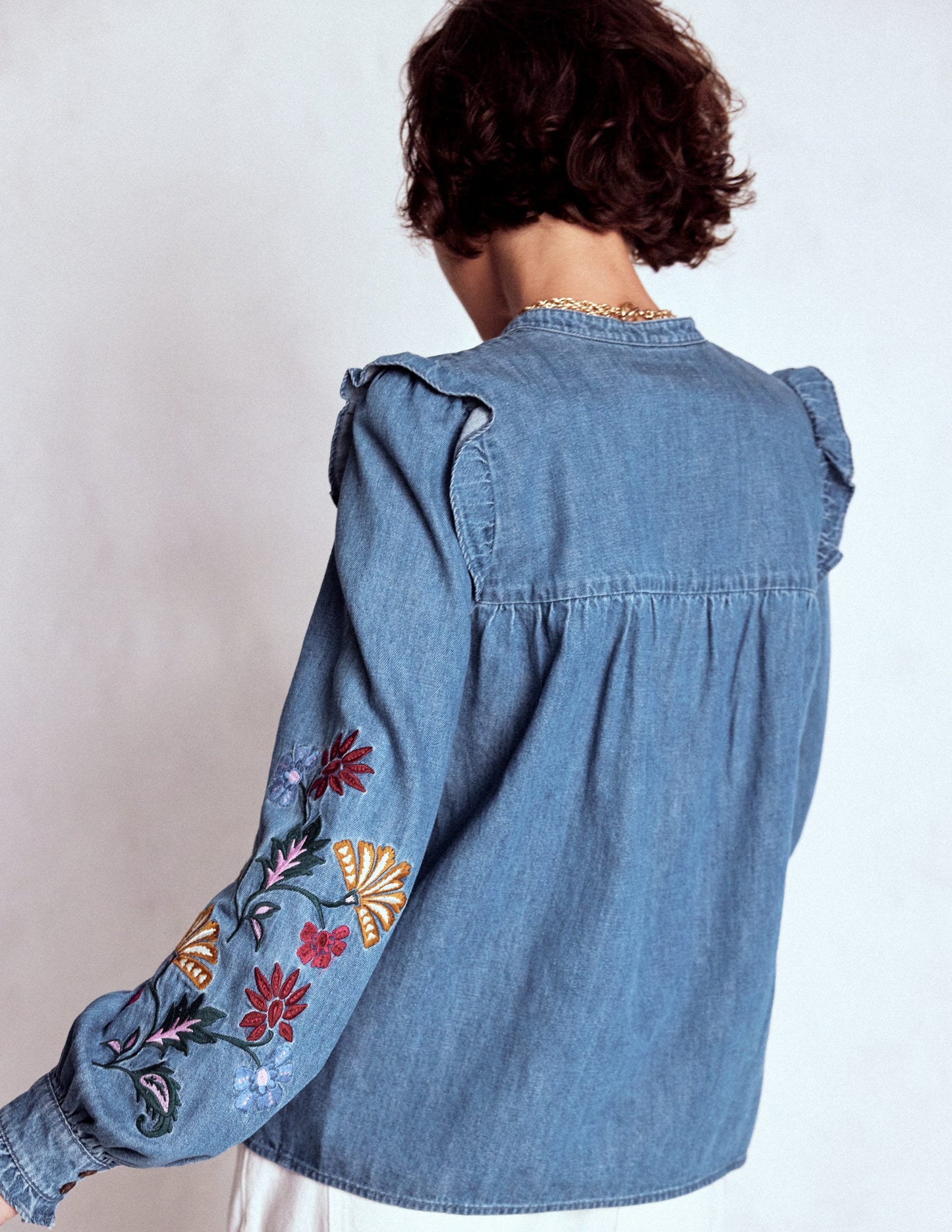 Besticktes Denim-Oberteil-Helles Vintageblau, Stickerei