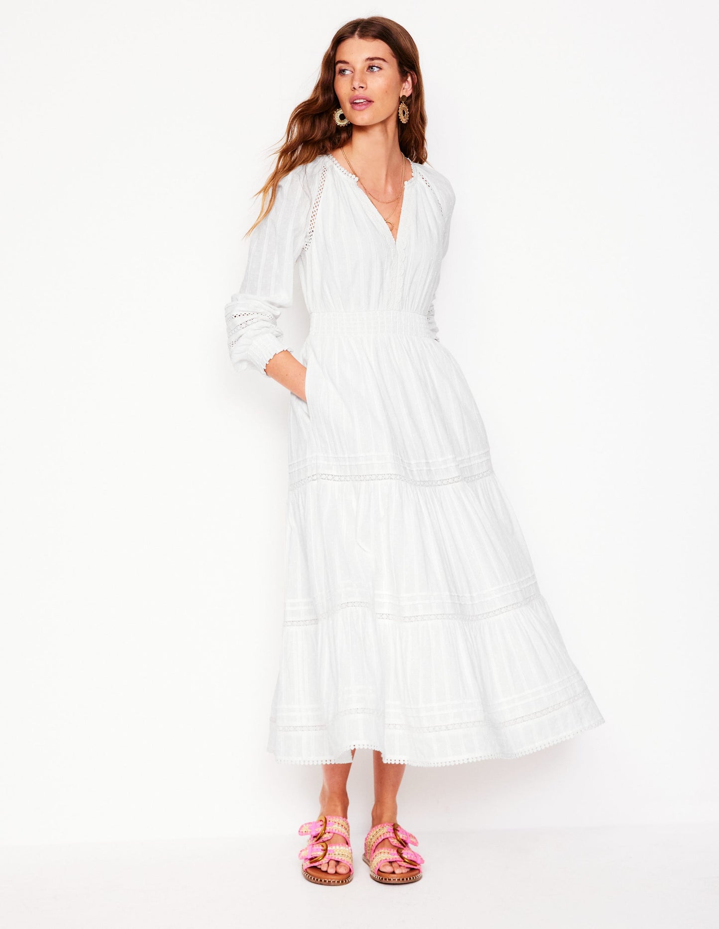 Robe en coton à smocks et volants-Blanc