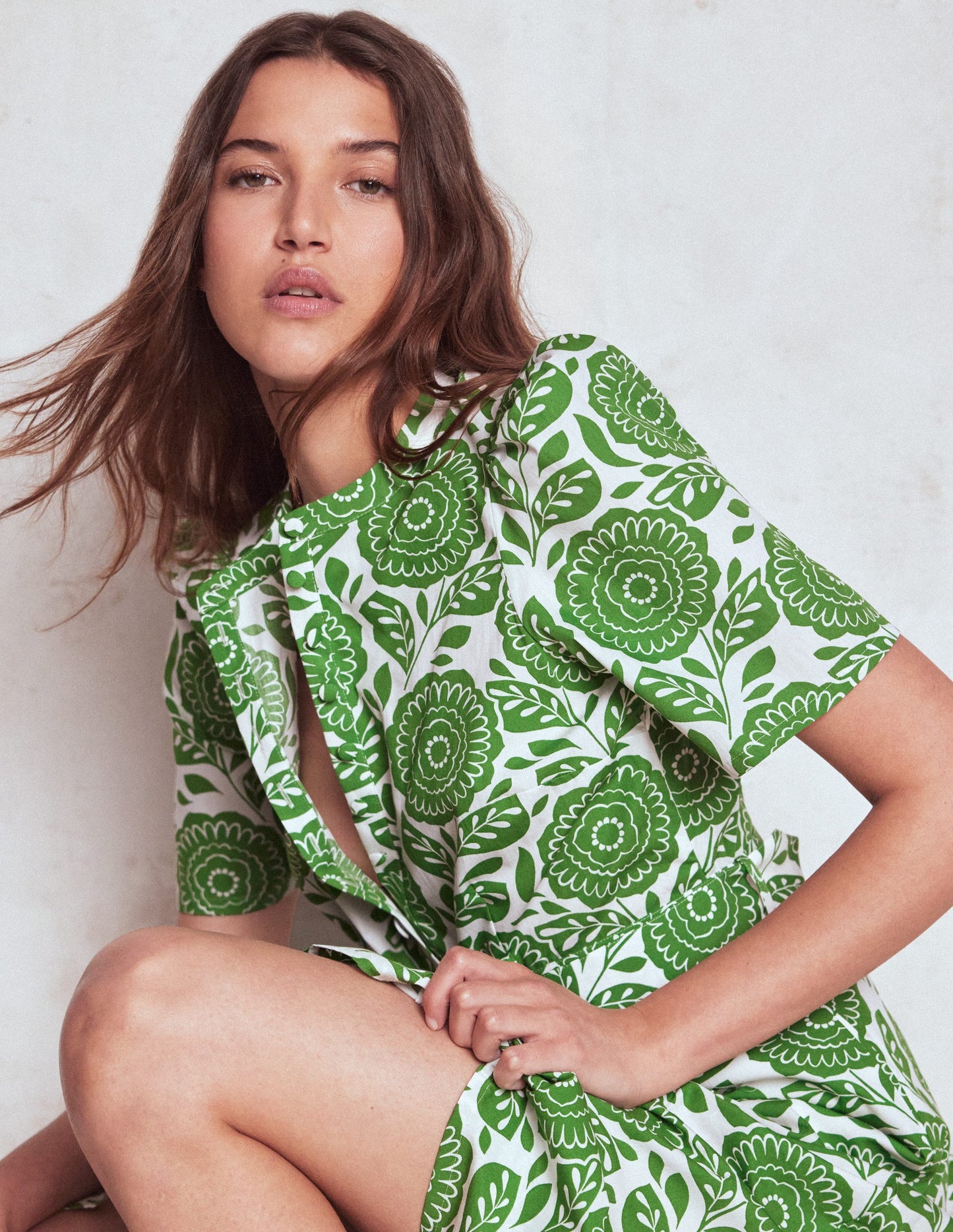 Kate Kleid mit Puffärmeln und Gürtel-Paradiesgrün, Dahlienstempel