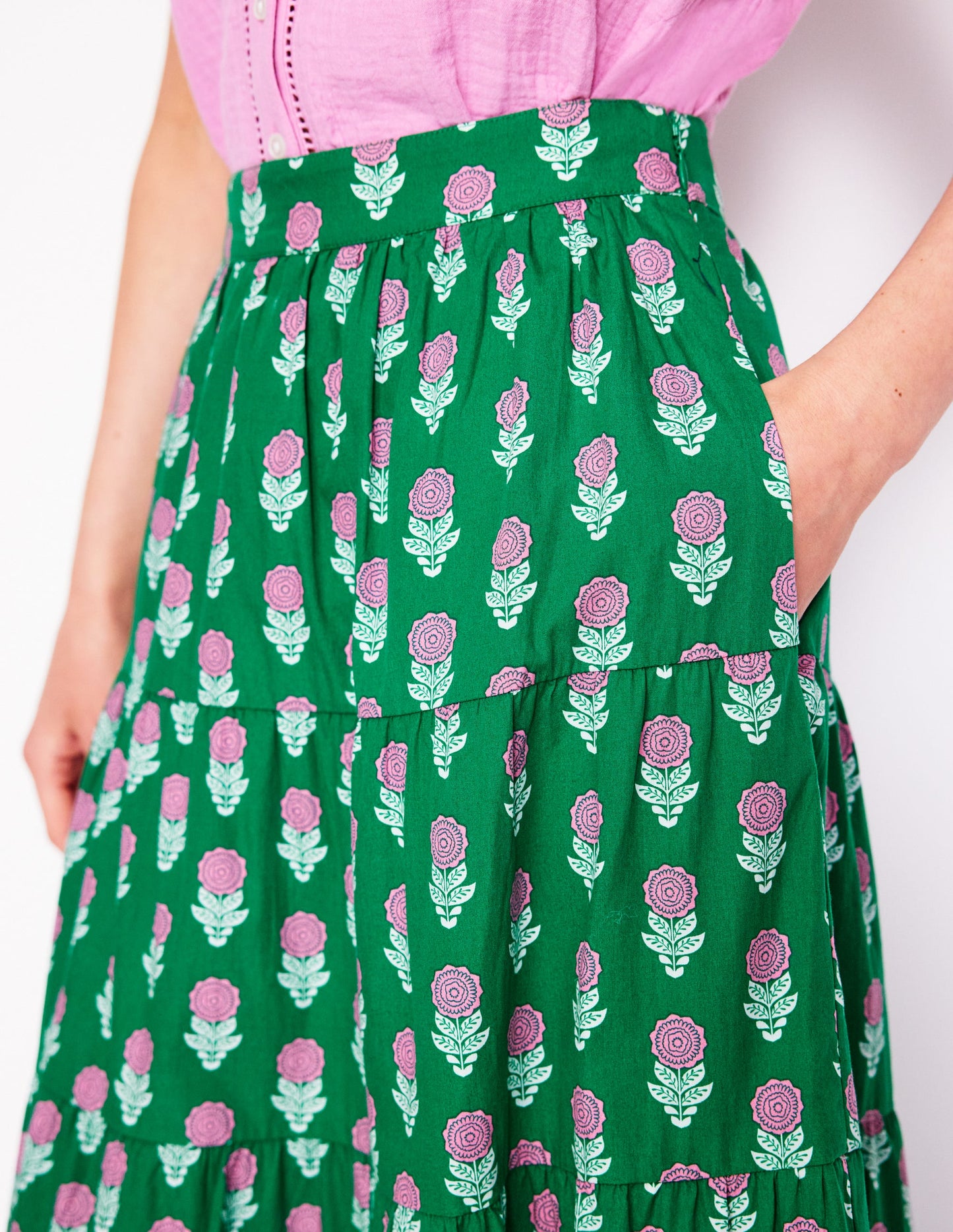 Jupe longue Nadia en popeline-Timbre vert, motif Dahlia Sprig