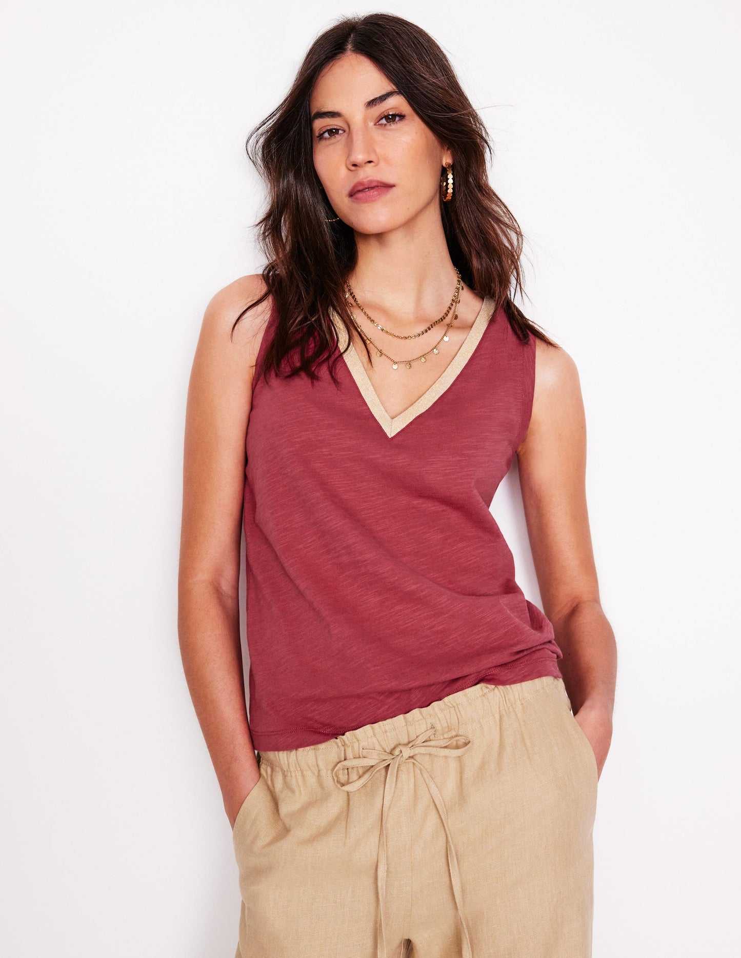 Top mit Metallic-Besatz und V-Ausschnitt-Terrakotta-Rot