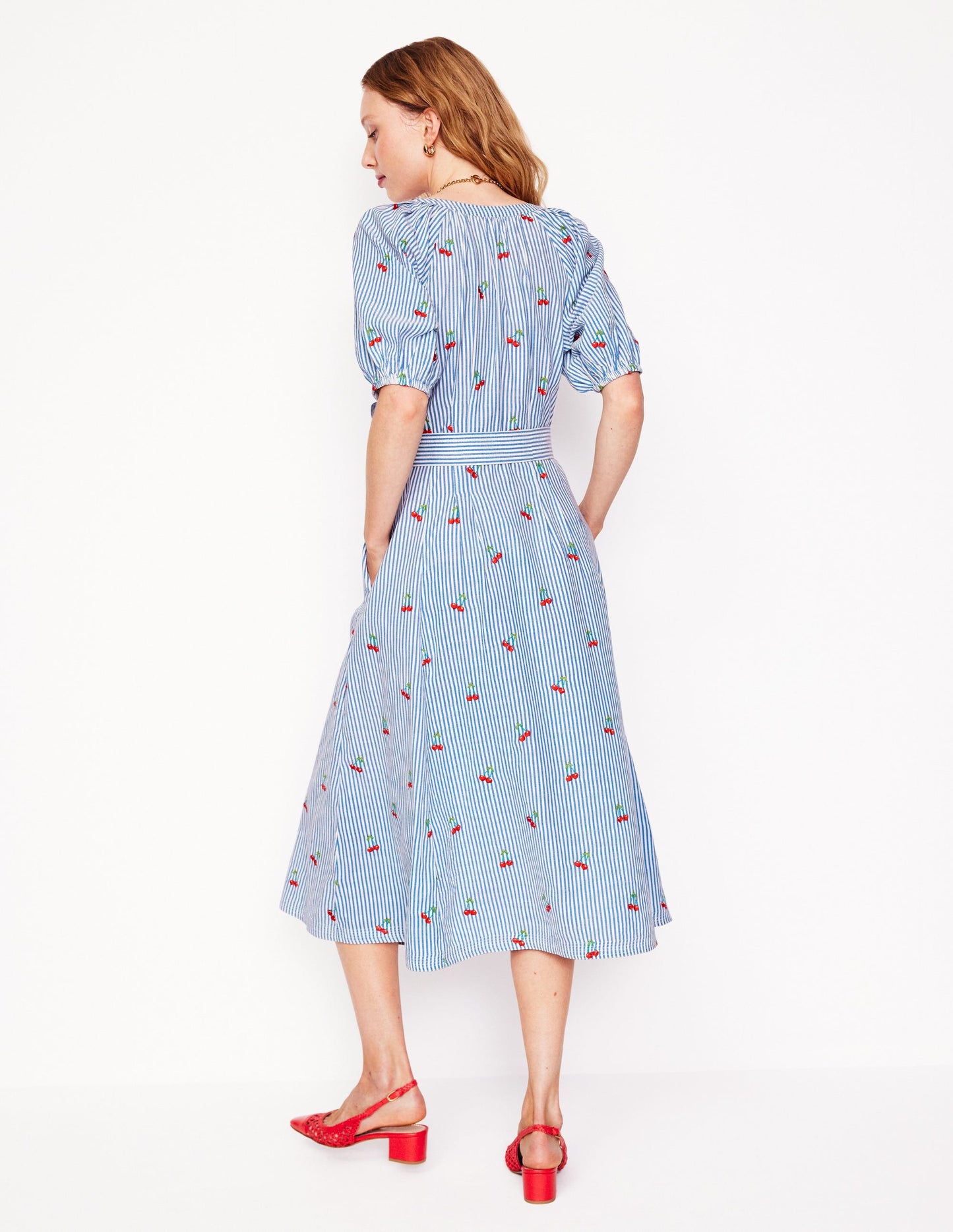 Bria Midikleid mit Stickerei-Kirschen-Stickerei