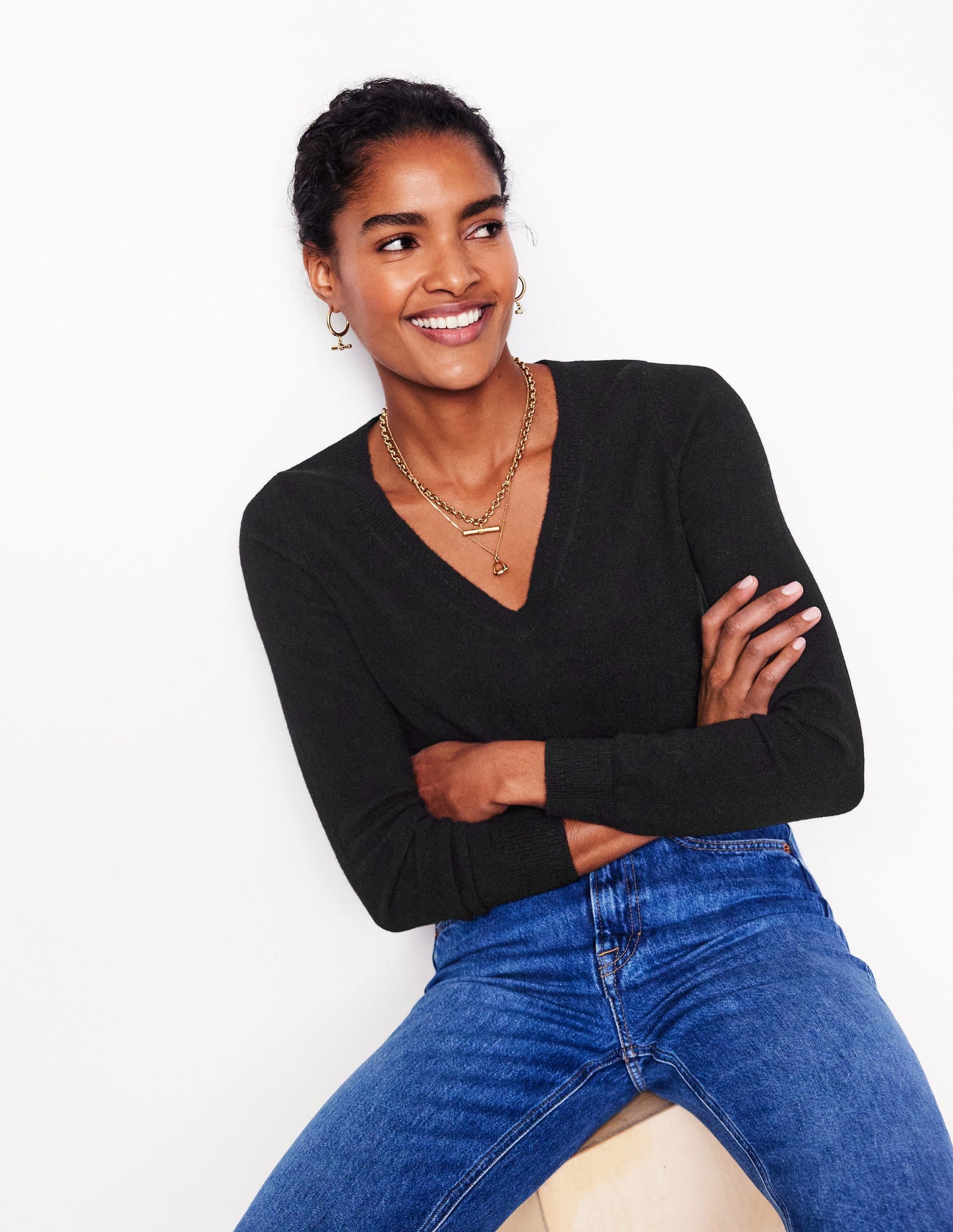 Eva Cashmere V-neck Jumper-Black