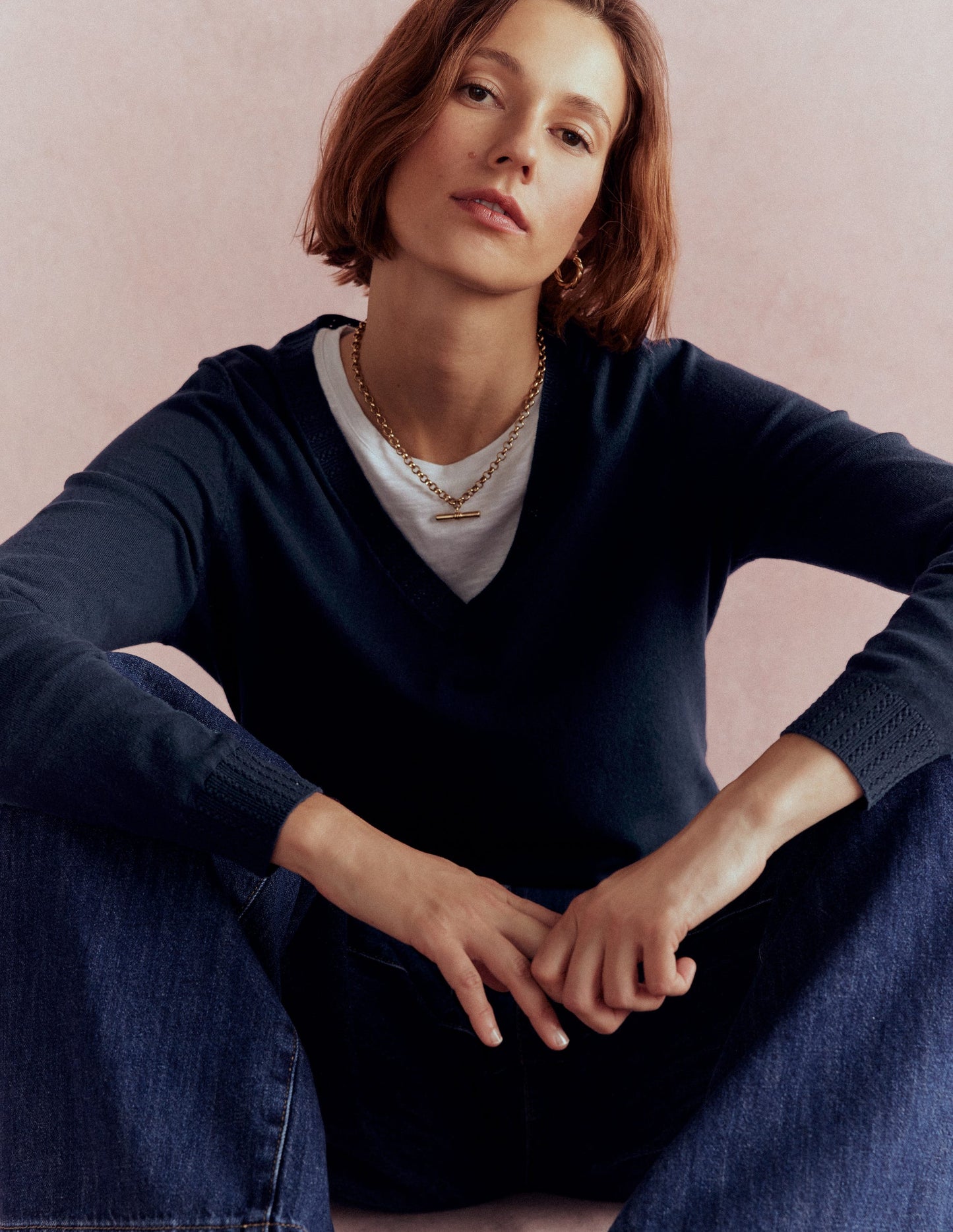 Emilia Baumwollpullover mit V-Ausschnitt-Marineblaue