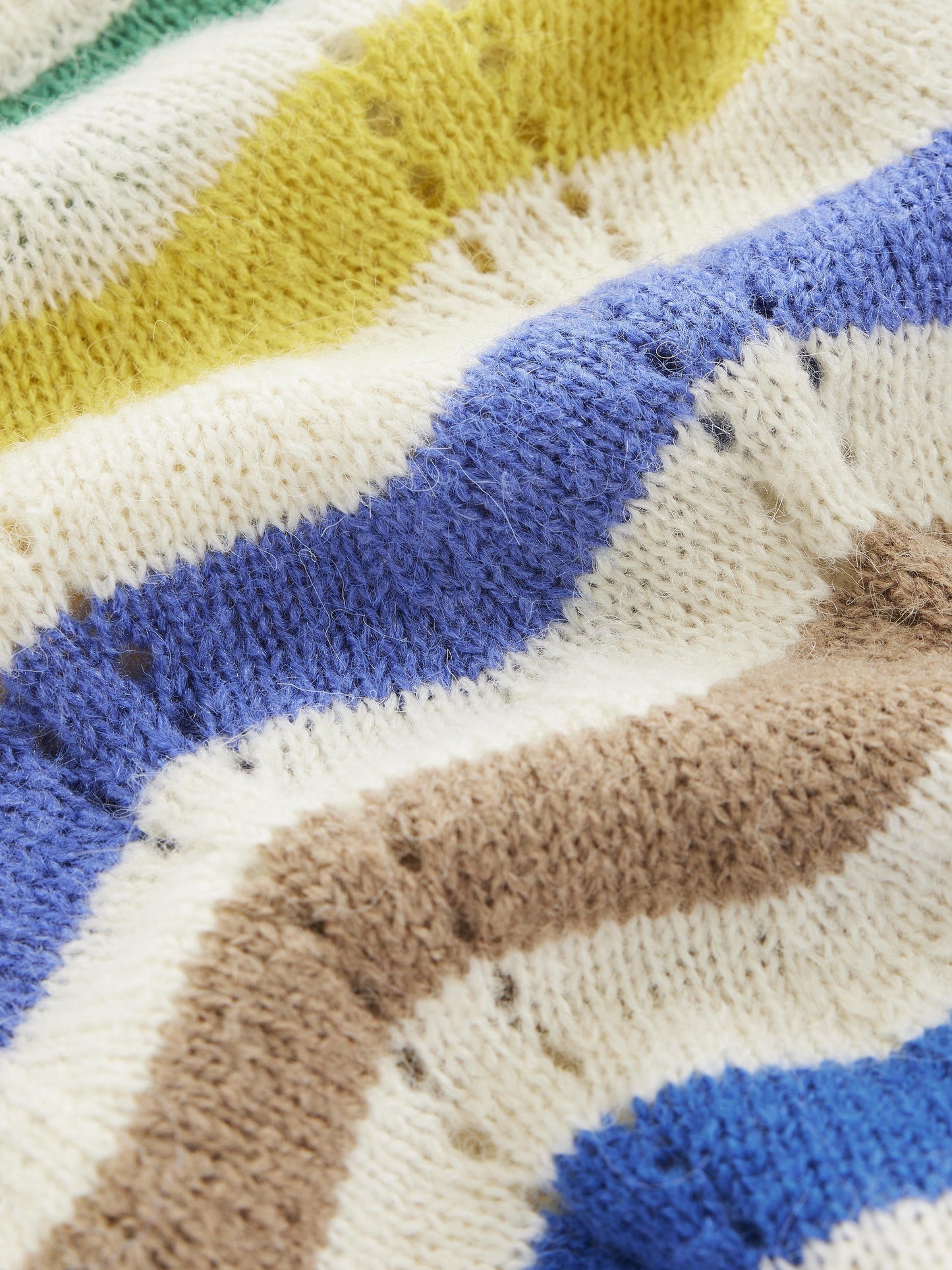 Alice Flauschiger Raglanpullover-Regenbogen