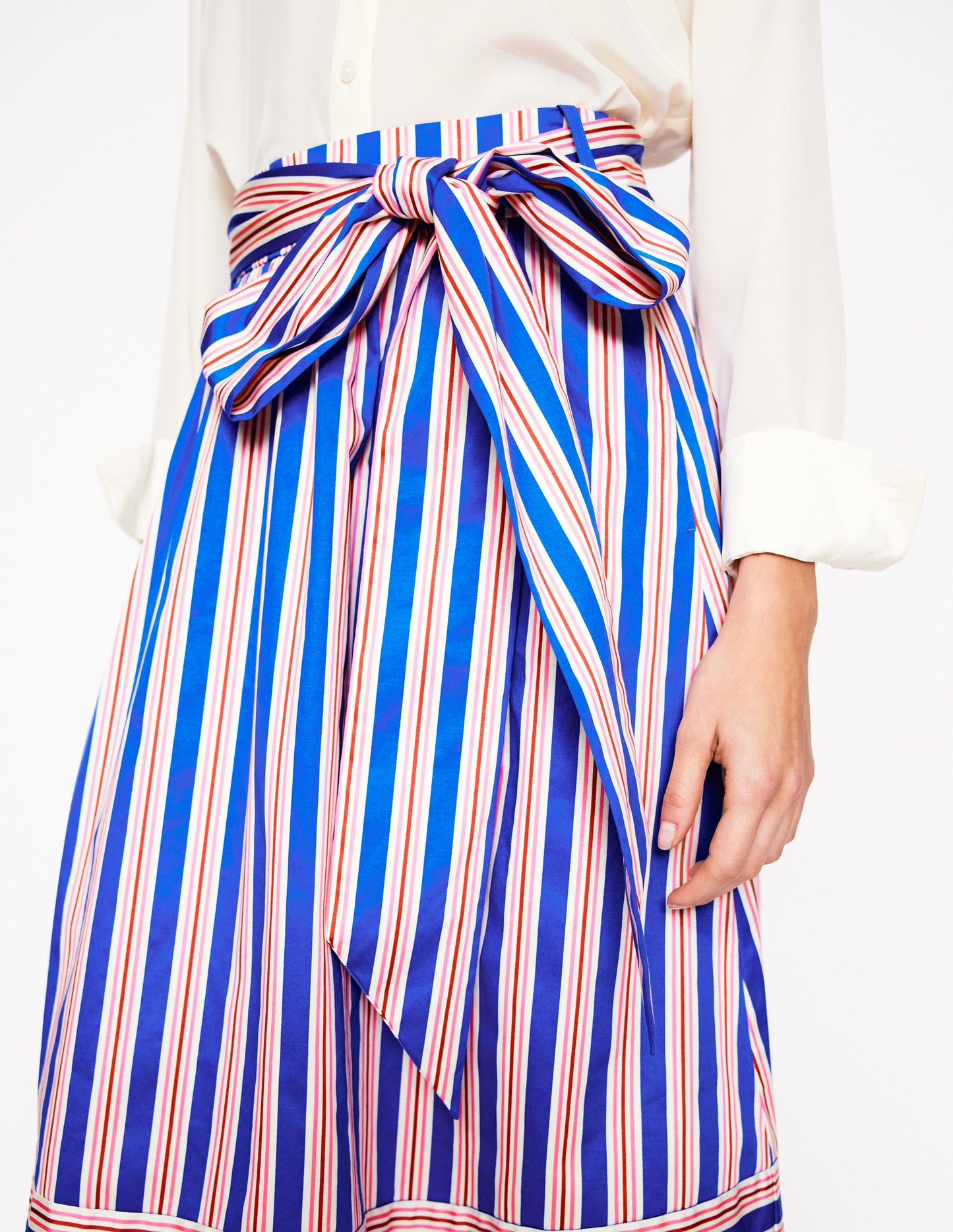 Jupe midi en satin avec ceinture à nouer-Rayé bleu et terre cuite