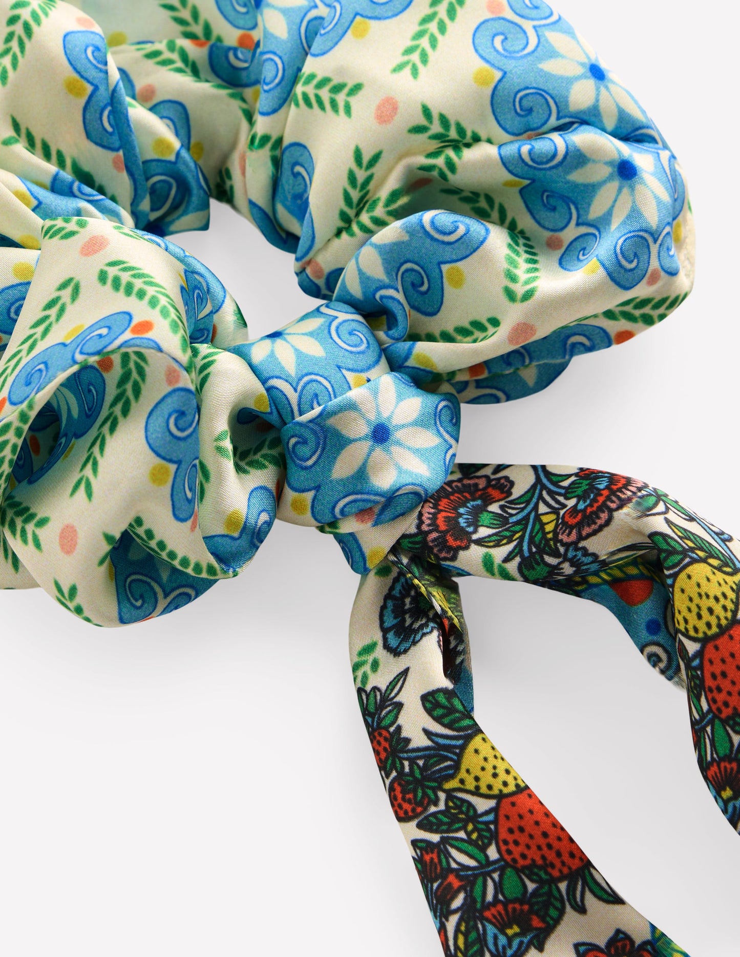 Scrunchie mit Schärpe-Muster