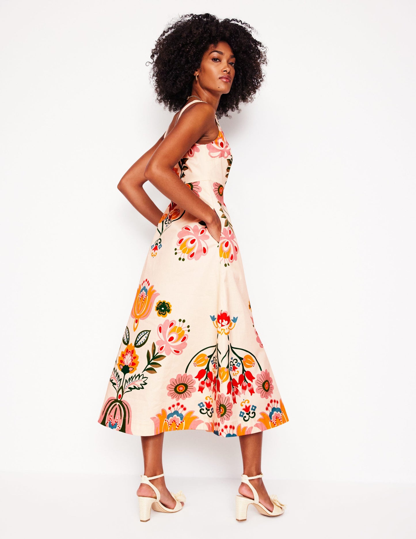 Ausgestelltes Kleid mit quadratischem Ausschnitt-Naturweiß, Tulpenfusion