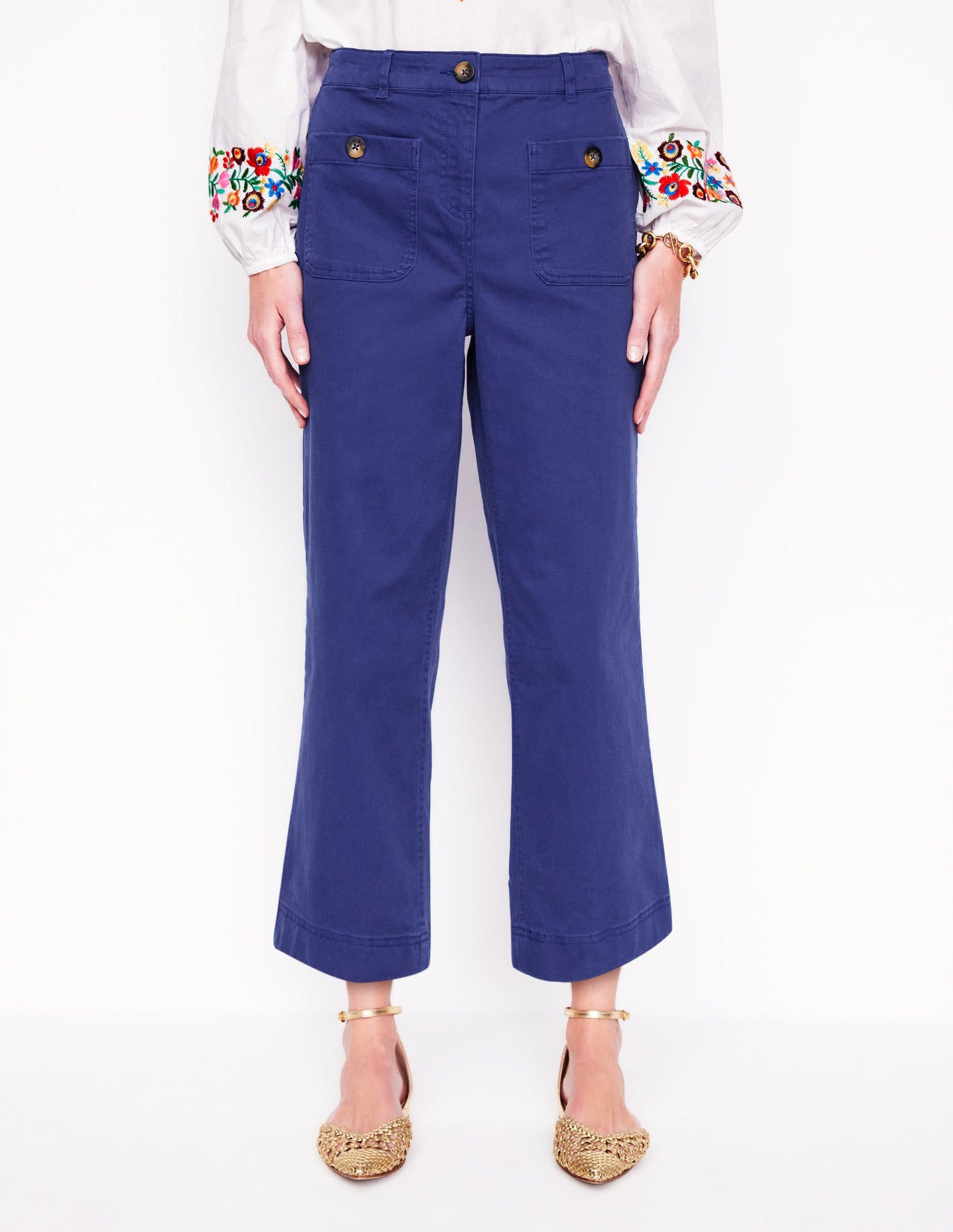 Verkürzte Chinohose mit aufgesetzter Tasche-Aristocratic Blue/ Ivory Stripe