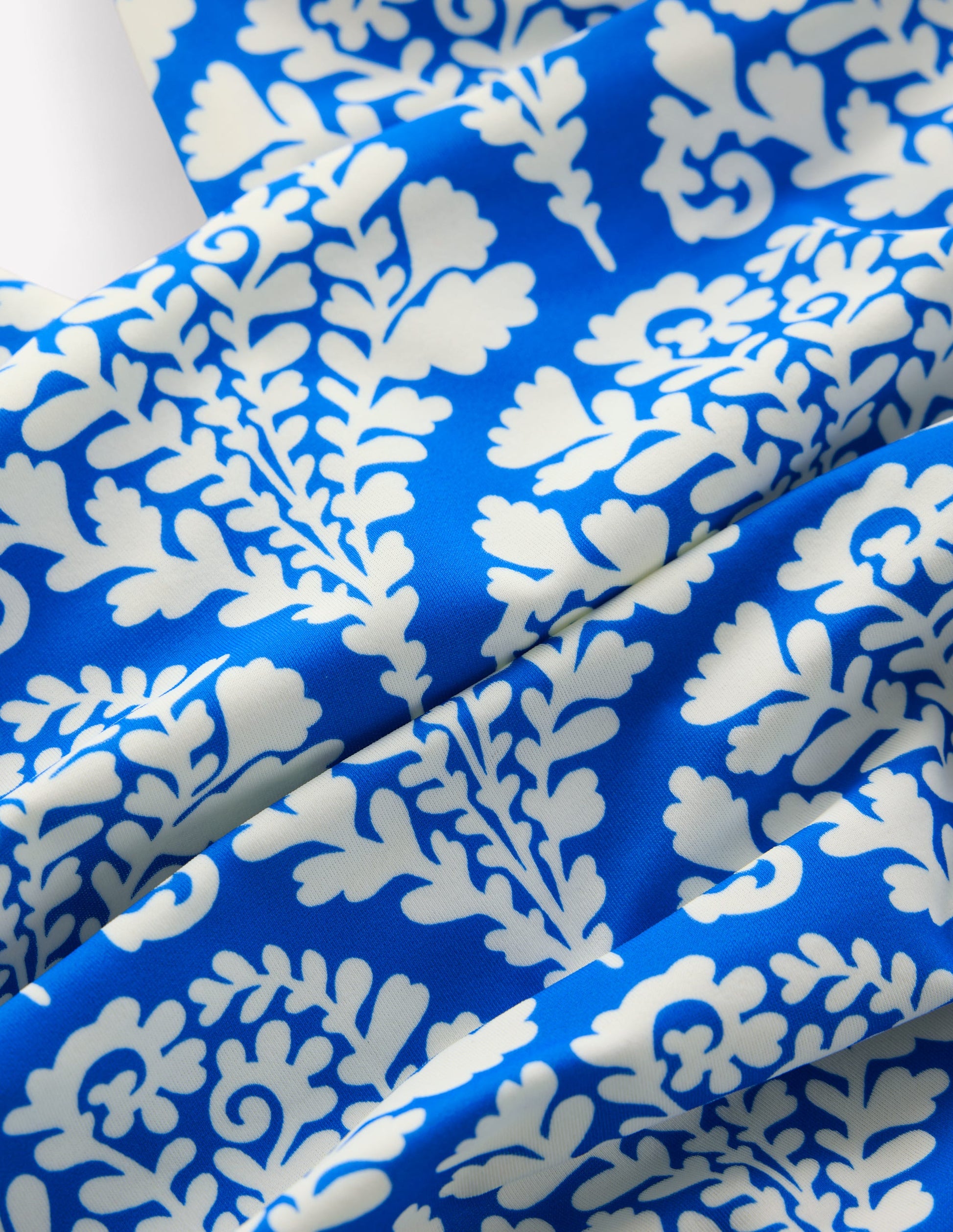 Maillot de bain Mykonos à encolure en V profonde-Bleu céruléen, motif Blossomy-8