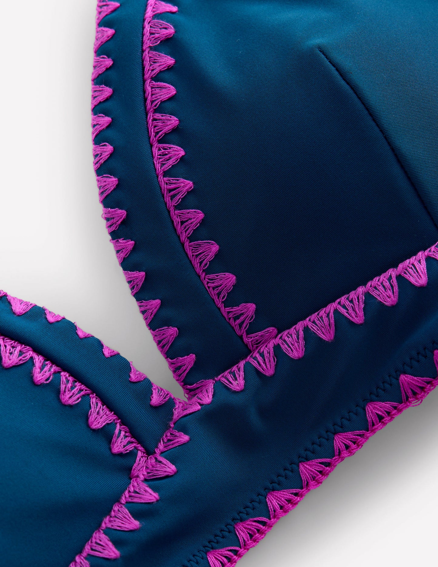 Kasos Bikinioberteil mit V-Ausschnitt zum Binden-Ozean, Kräftiges Fuchsia