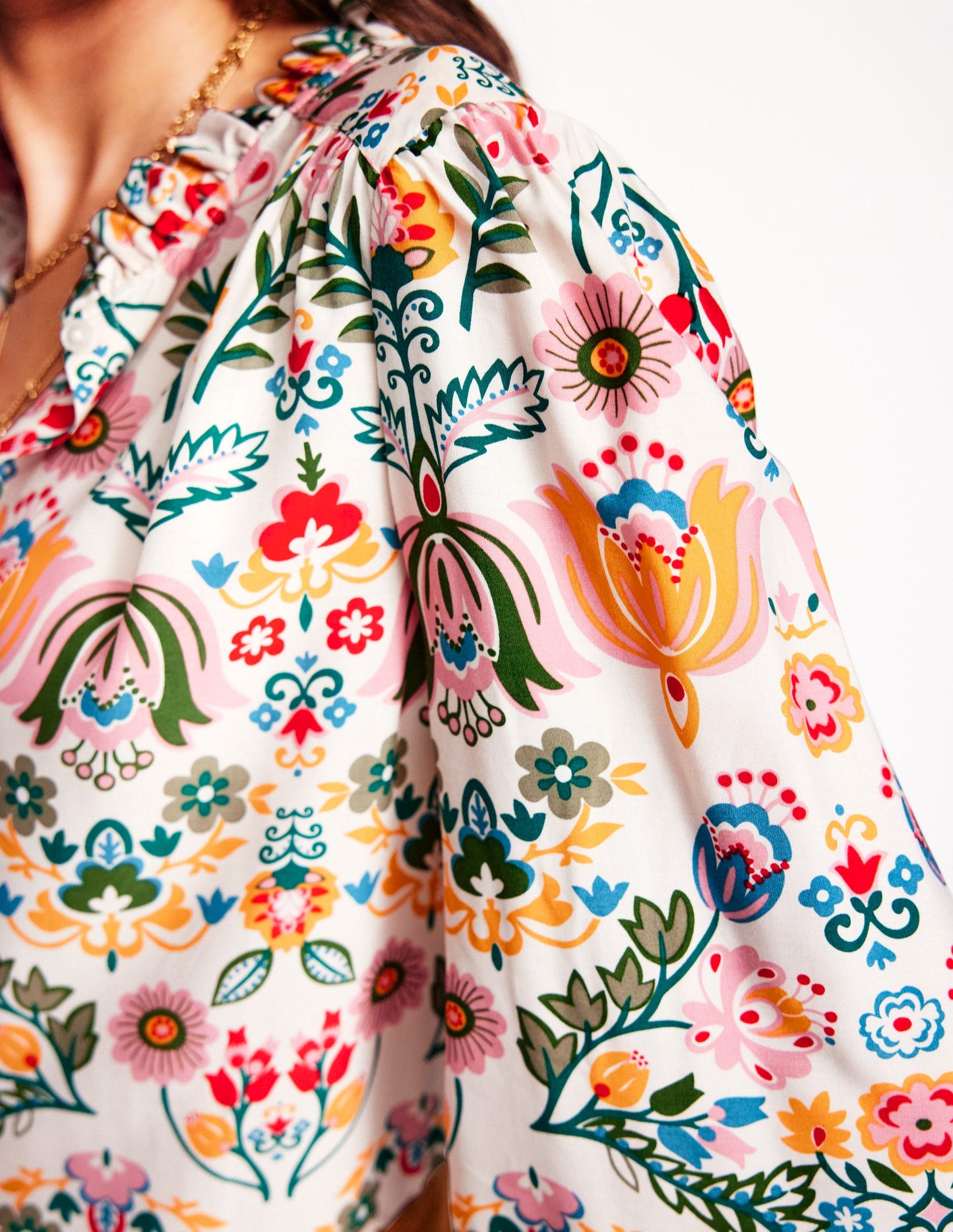 Blouse à col volanté-Ivoire, motif Tulip Fusion
