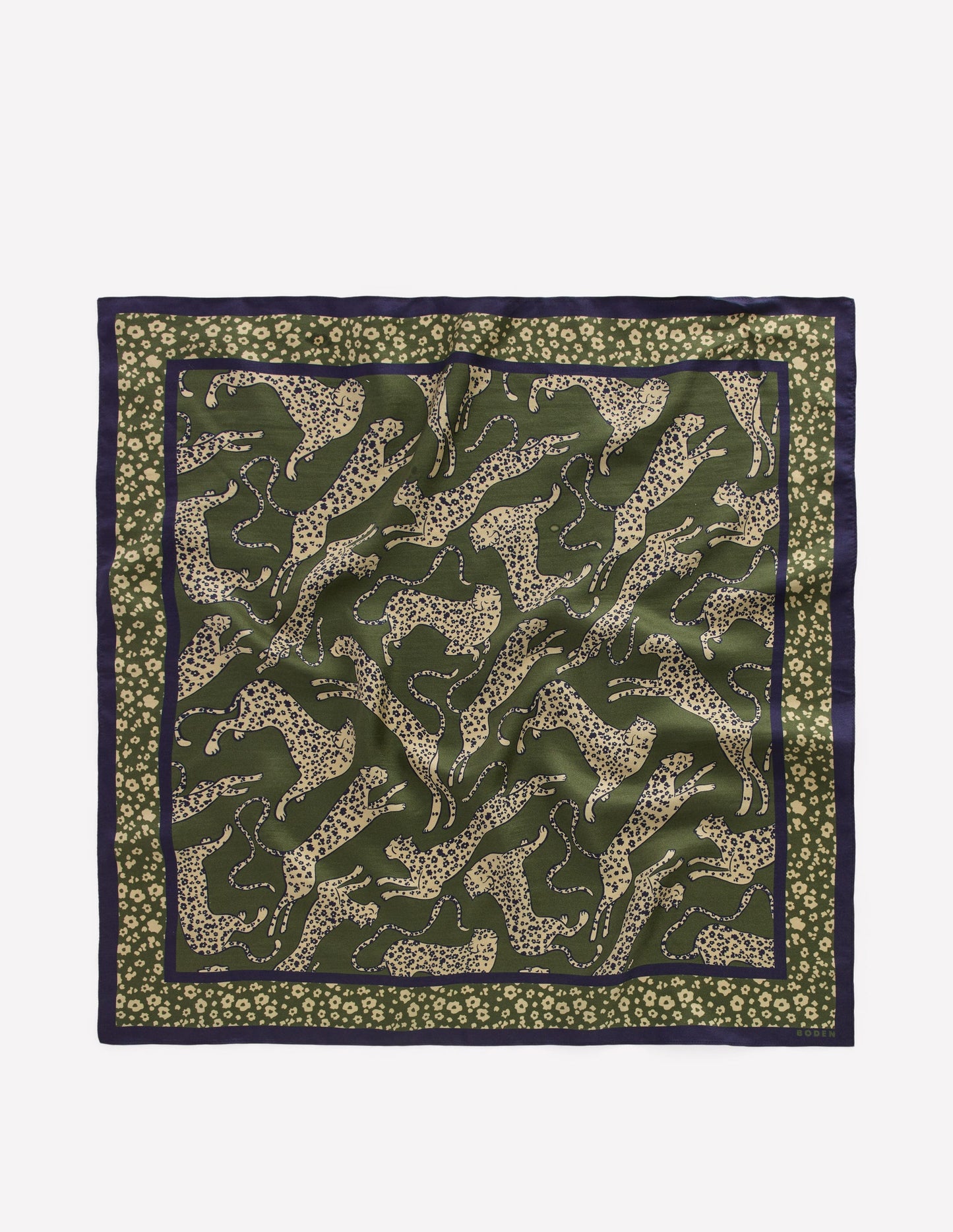Foulard carré en soie-Léopard bondissant