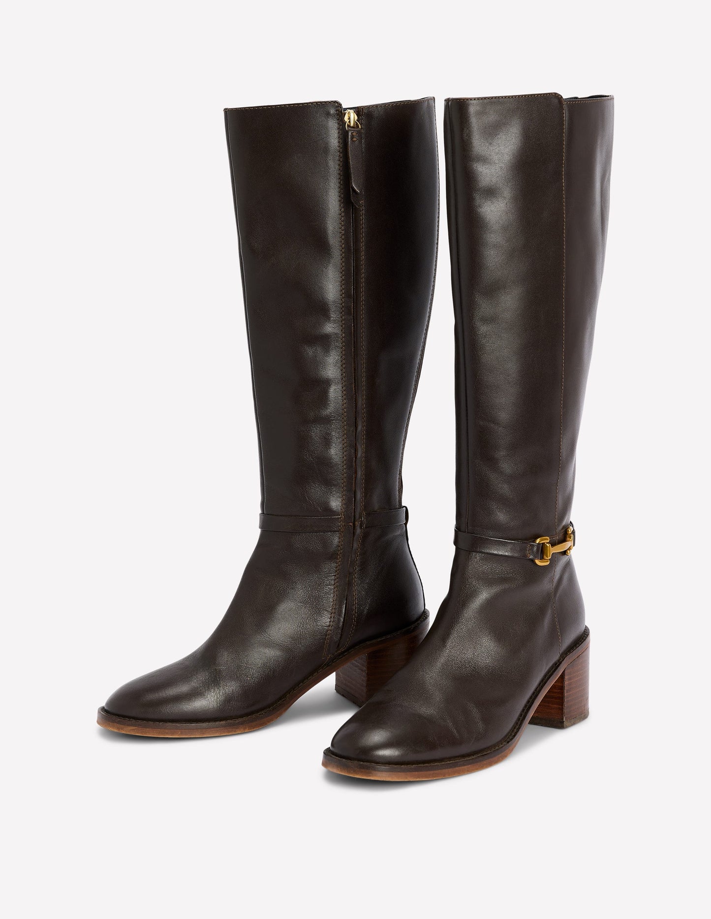 Iris Stiefel mit Absatz und Trensendetail-Schoko