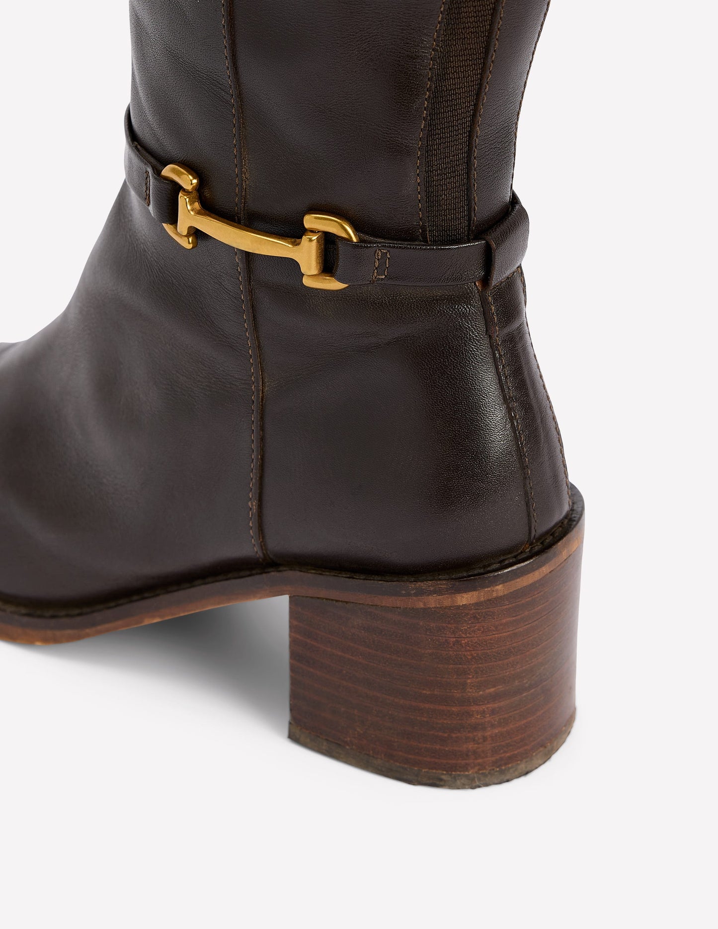 Iris Stiefel mit Absatz und Trensendetail-Schoko
